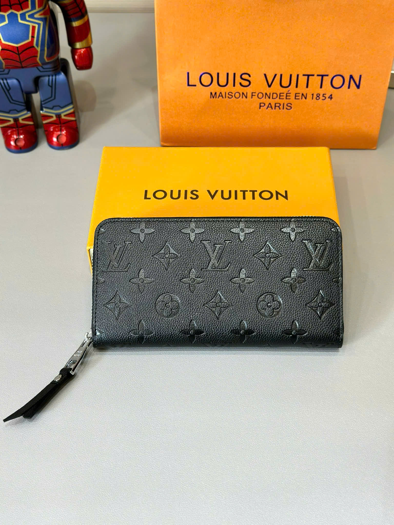Ví dài khóa Louis Vuitton LV Zippy Wallet Like Auth PLD