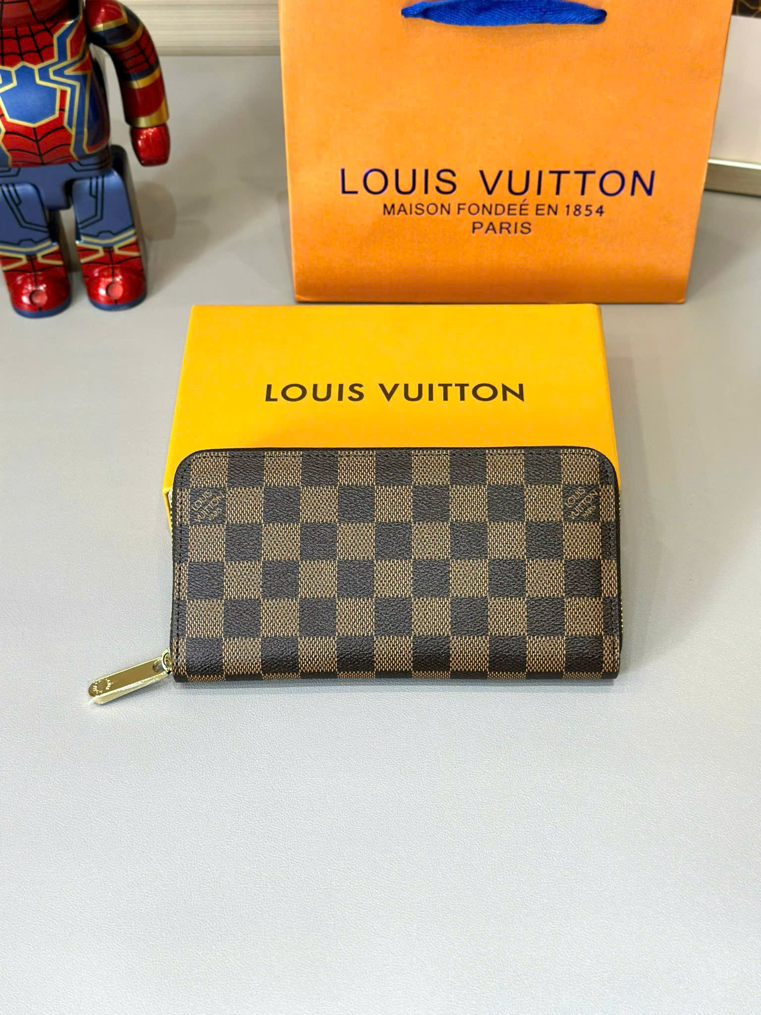 Ví dài khóa Louis Vuitton LV Zippy Wallet Like Auth PLD
