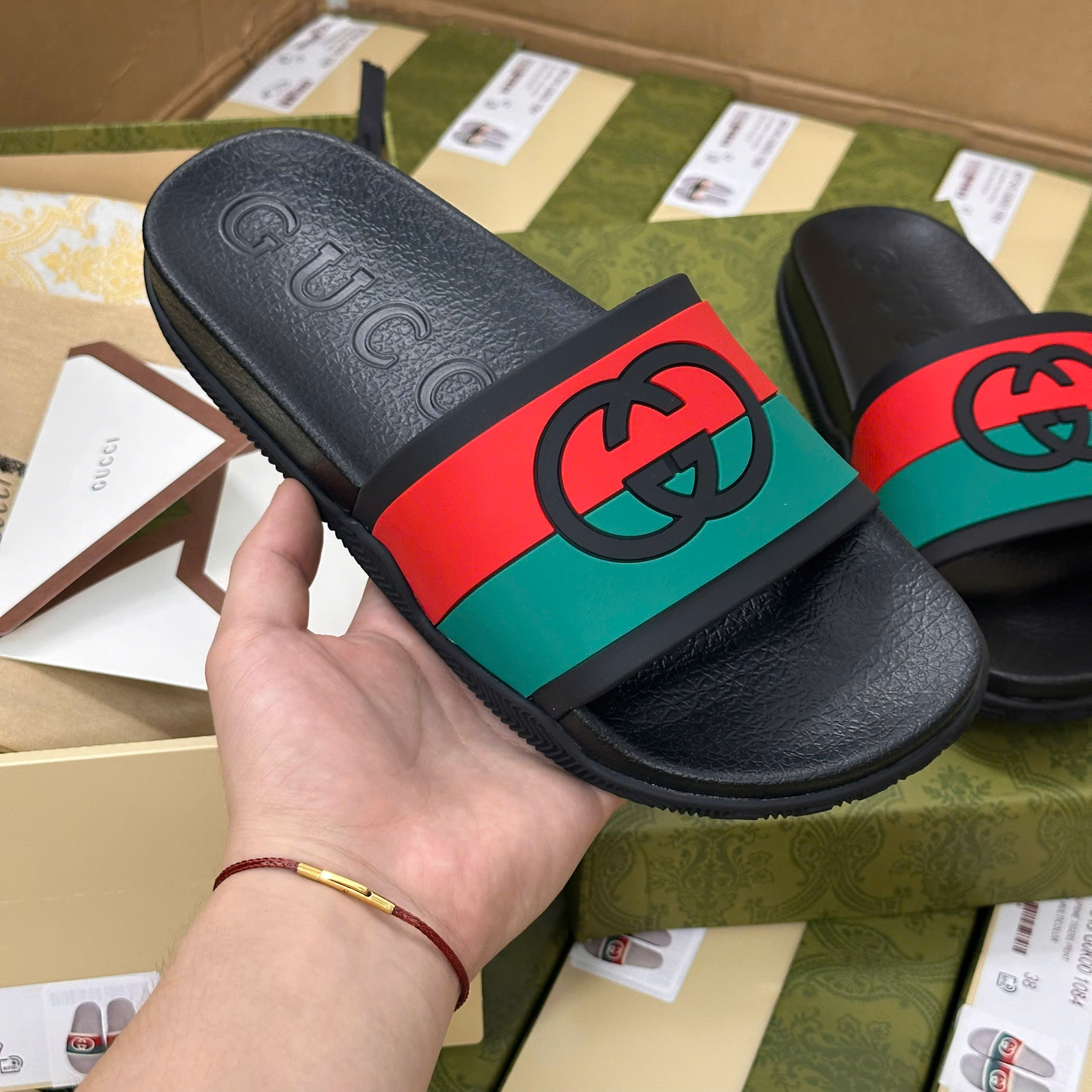 Dép lê quai ngang Gucci sọc Đỏ Xám logo GG Like Auth 35-45 NV MLN