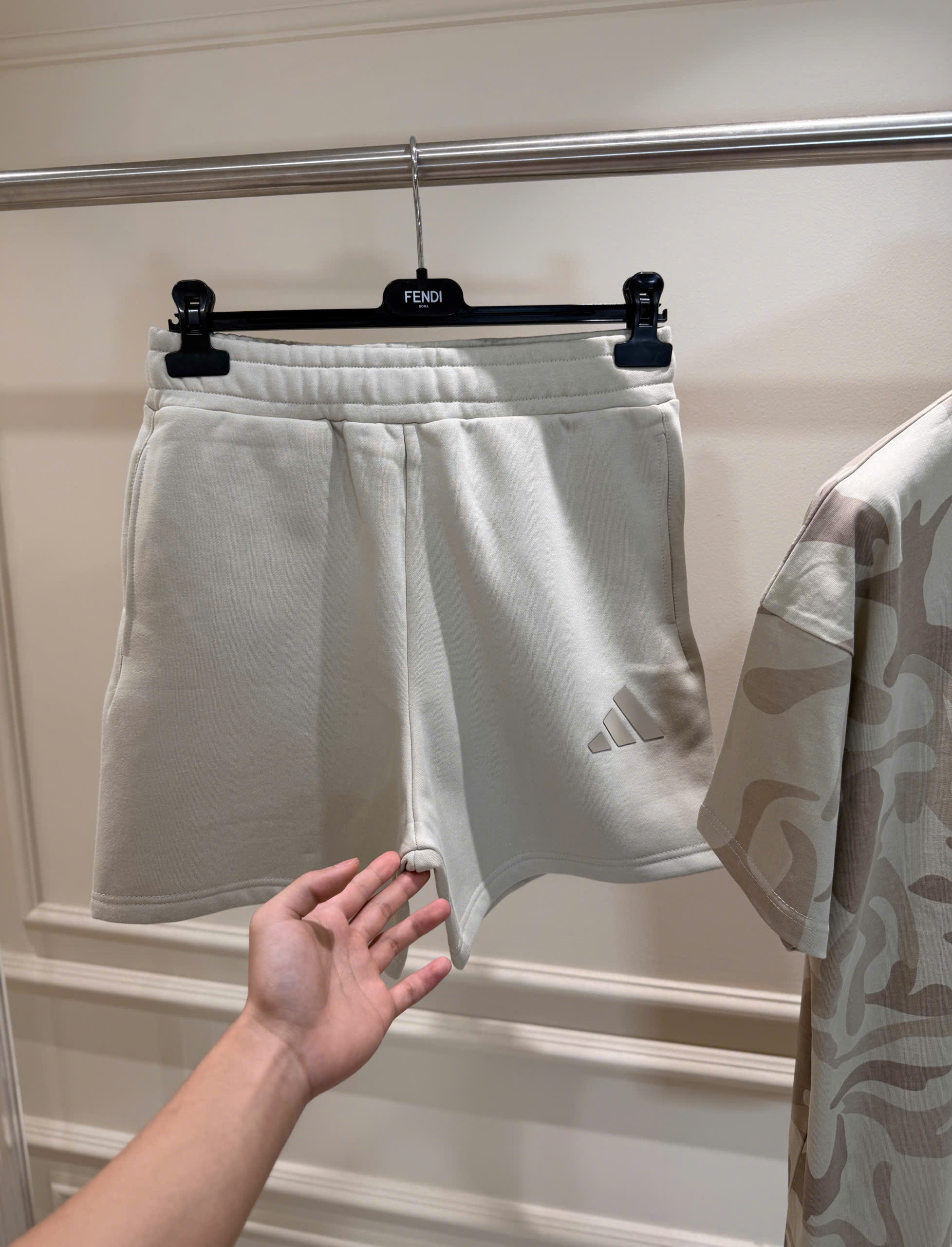 Set bộ hè Adidas dằn di camo logo nổi Like Auth S-XL NV