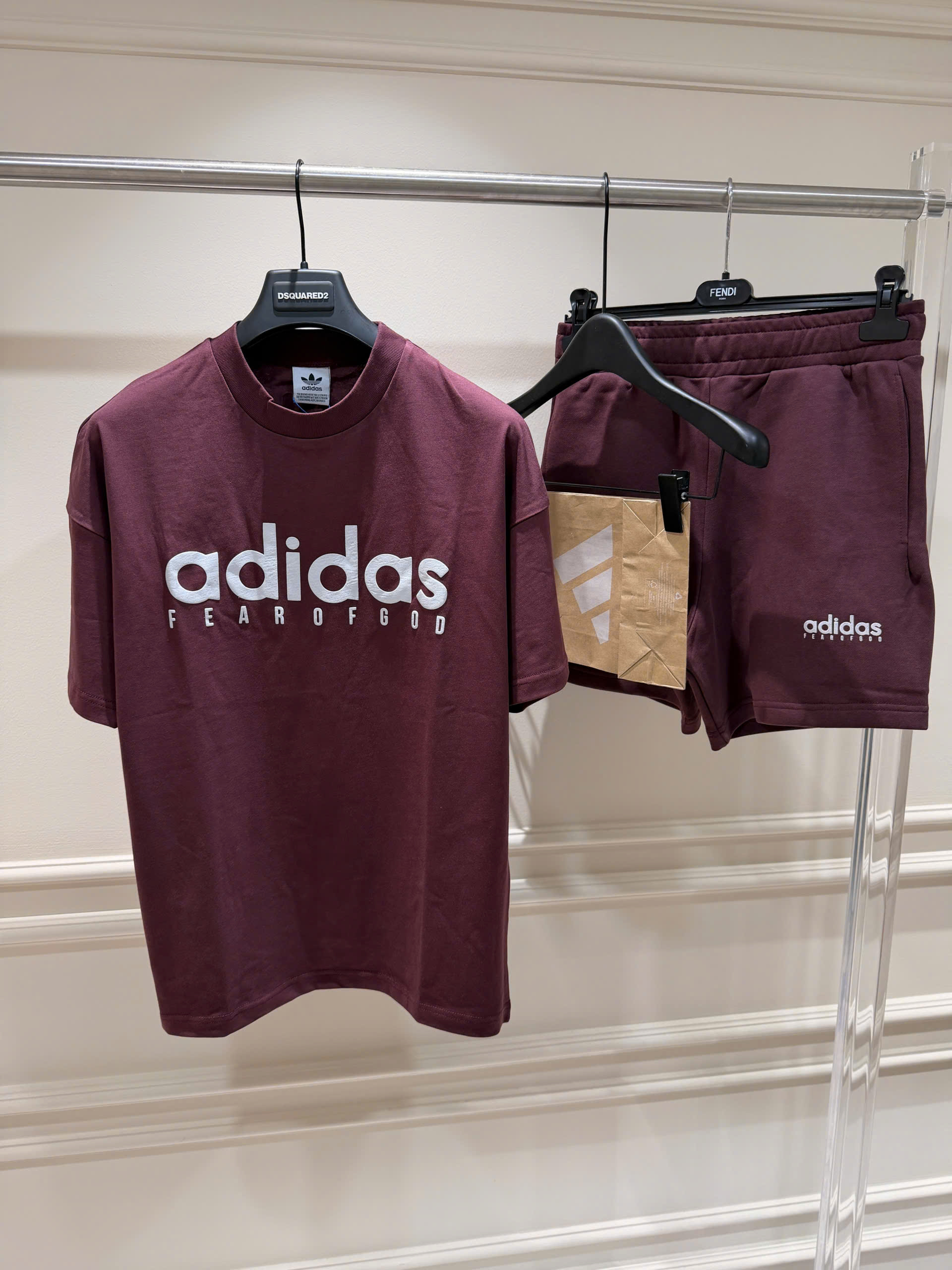 Set bộ hè Adidas Fear Of God logo nổi Like Auth S-XL NV