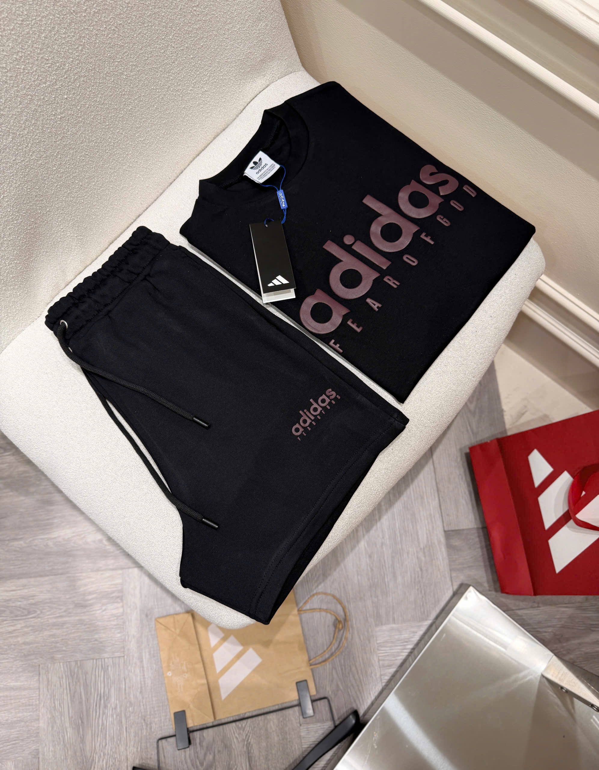 Set bộ hè Adidas Fear Of God logo nổi Like Auth S-XL NV