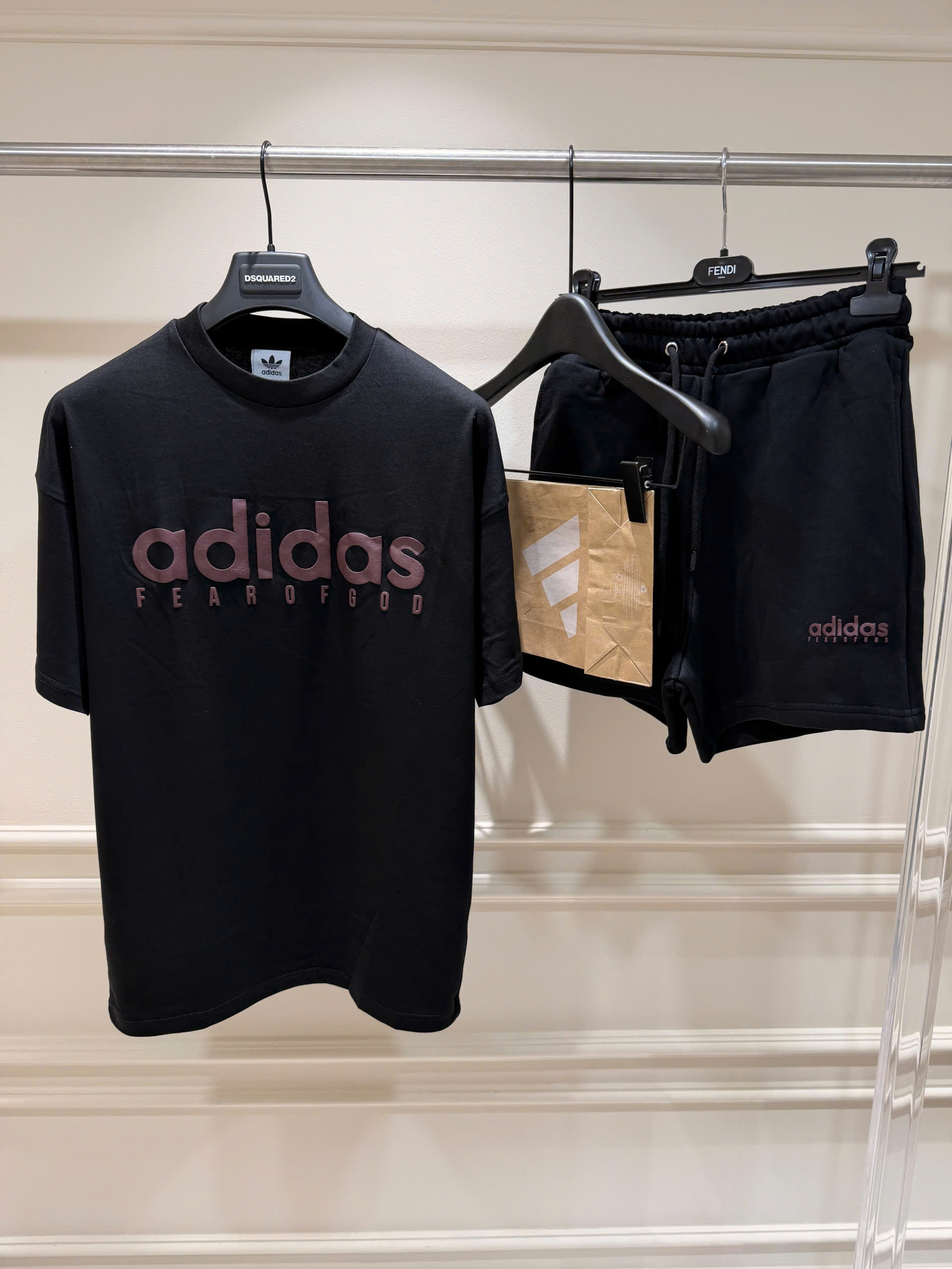 Set bộ hè Adidas Fear Of God logo nổi Like Auth S-XL NV