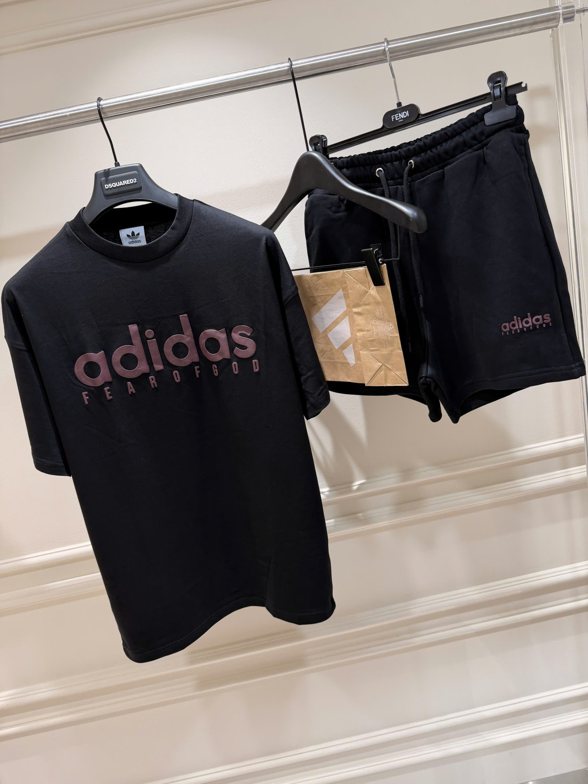 Set bộ hè Adidas Fear Of God logo nổi Like Auth S-XL NV