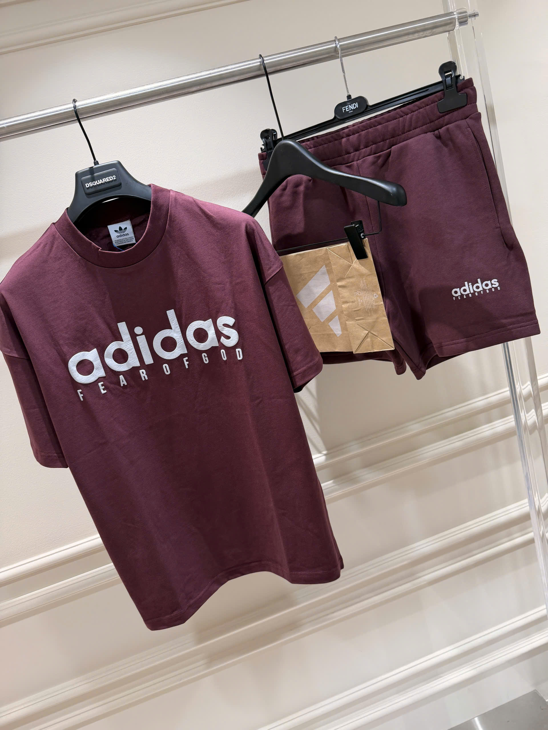 Set bộ hè Adidas Fear Of God logo nổi Like Auth S-XL NV
