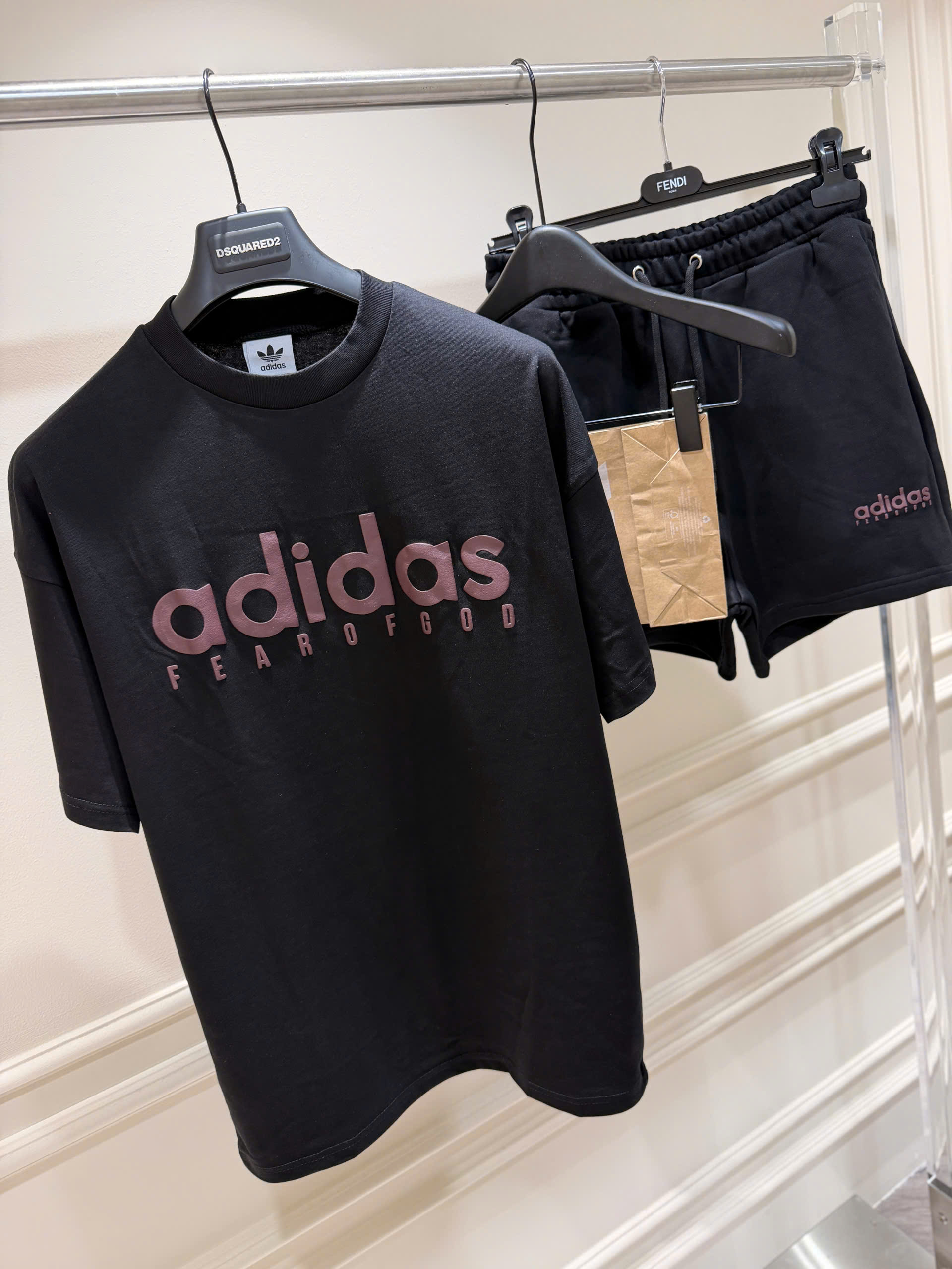 Set bộ hè Adidas Fear Of God logo nổi Like Auth S-XL NV