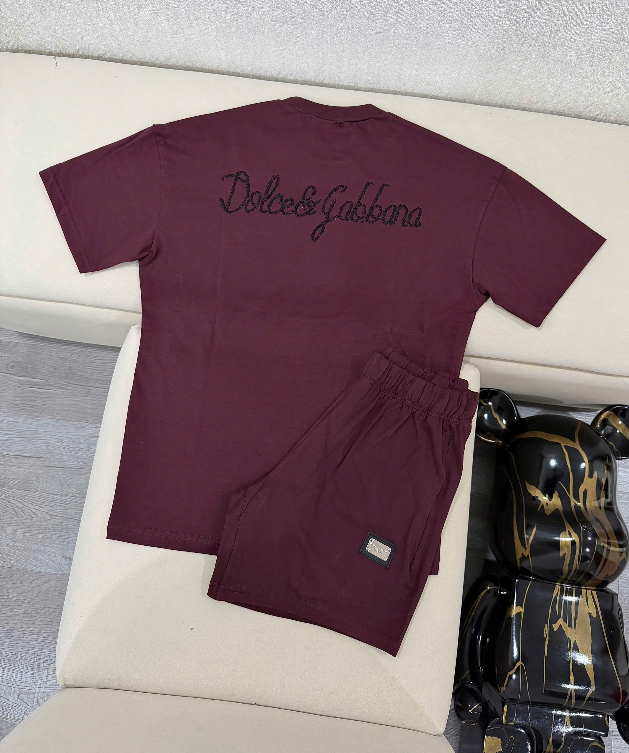 Set bộ hè Dolce Gabbana DG logo thêu lưng tag vuông ngực Like Auth S-XL NV