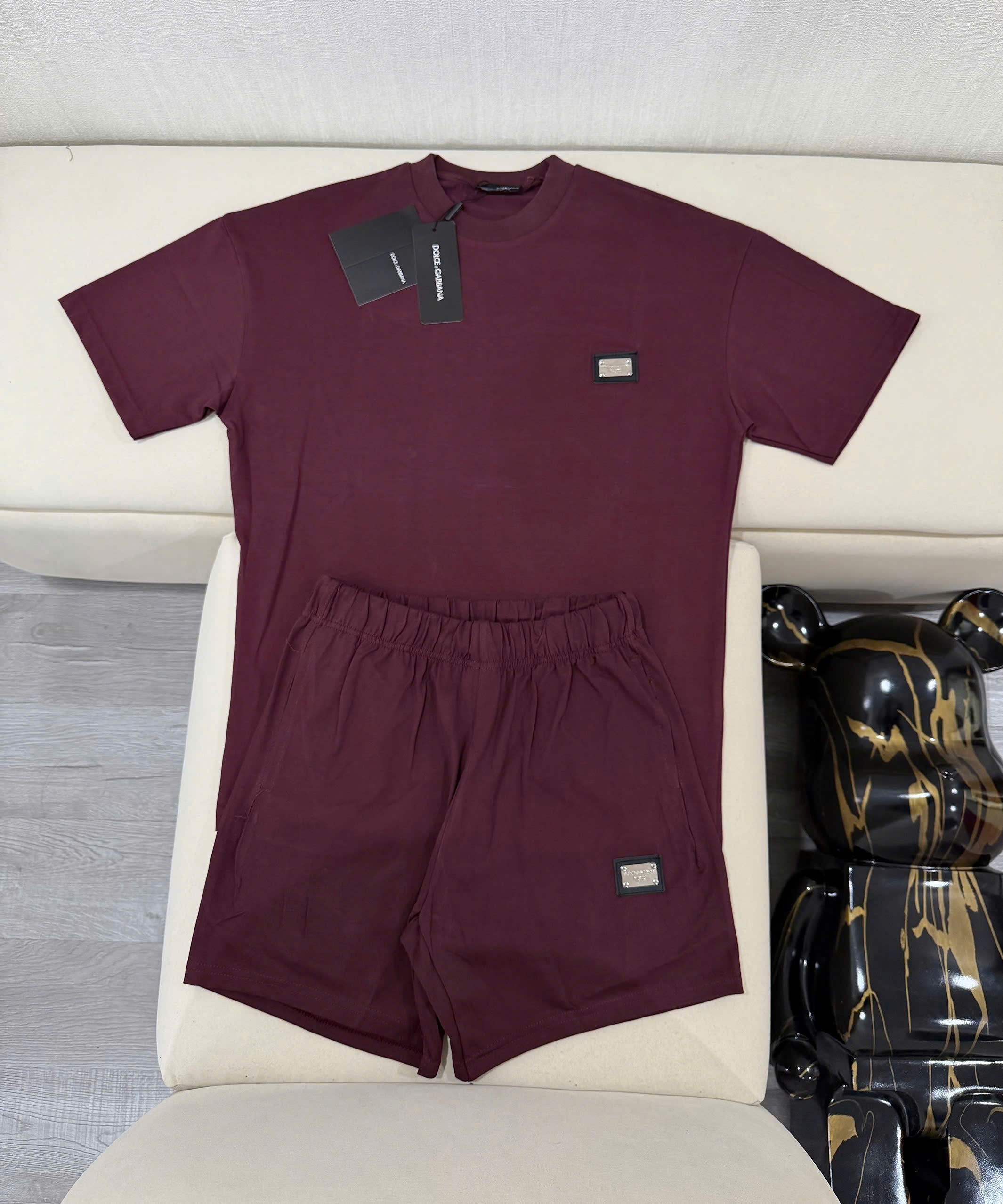 Set bộ hè Dolce Gabbana DG logo thêu lưng tag vuông ngực Like Auth S-XL NV