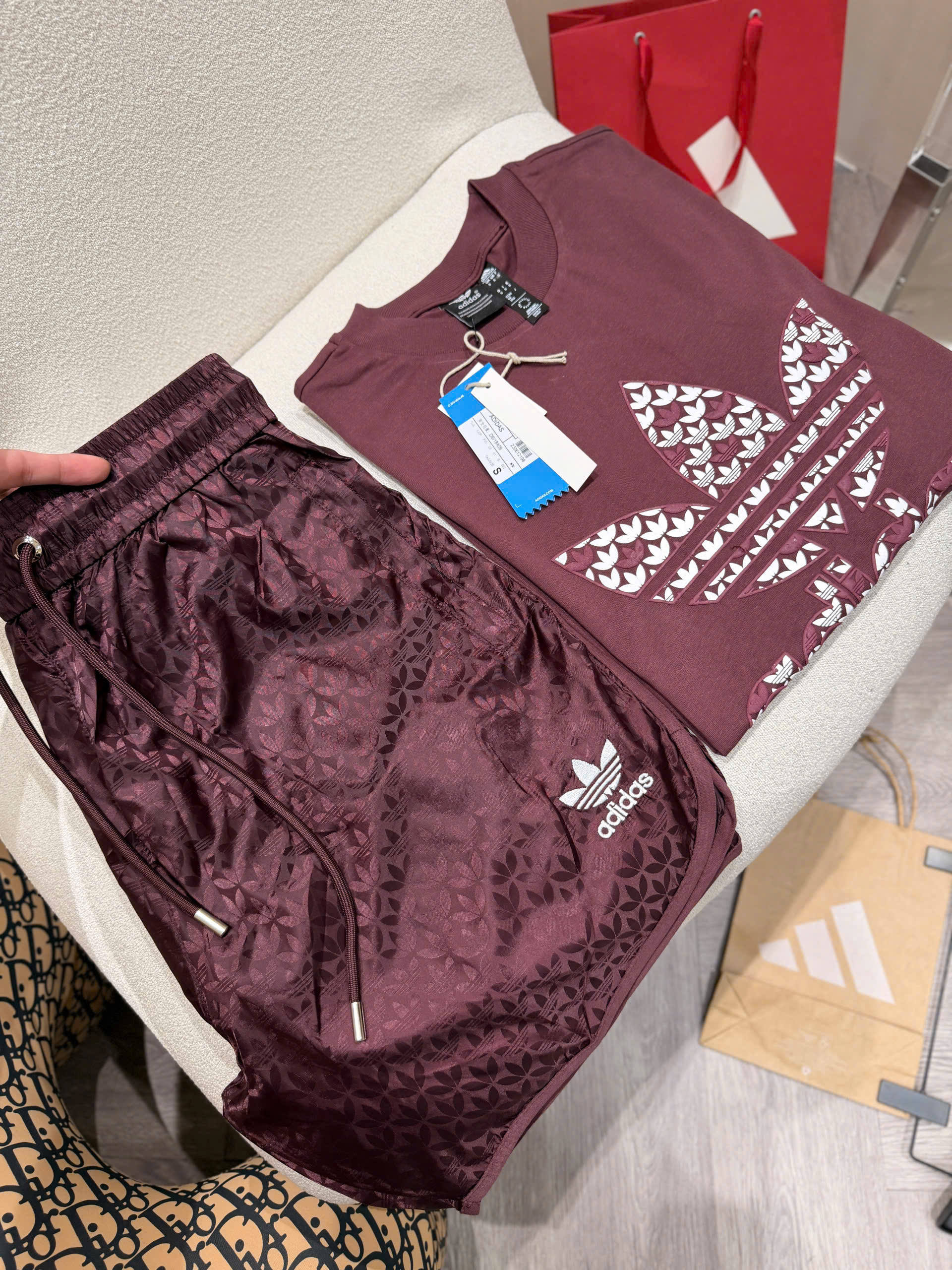 Set bộ thể thao hè Adidas gió vân Tàu logo thêu nổi Like Auth S-XL NV