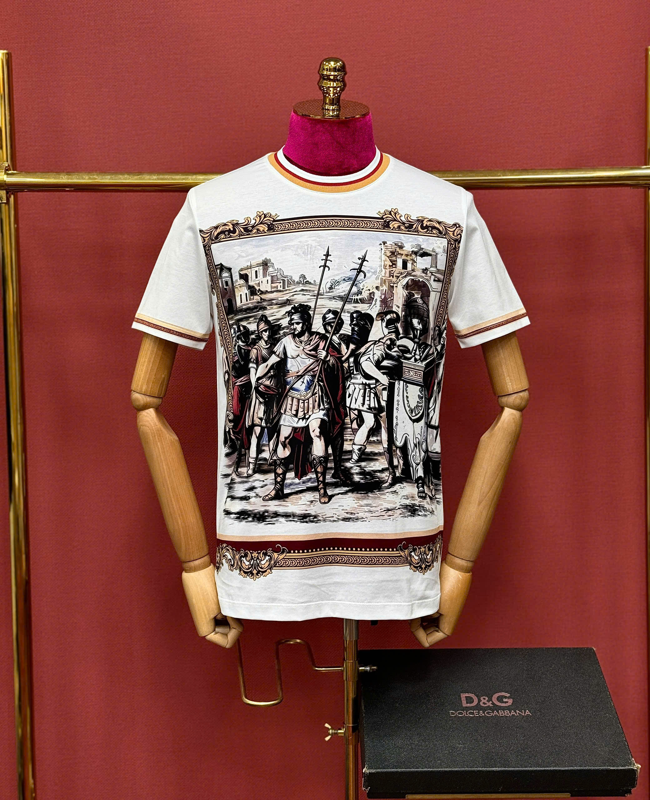 Áo phông T shirt Dolce Gabbana DG hình Quý tộc và nô lệ Like Auth S-XL MK CD