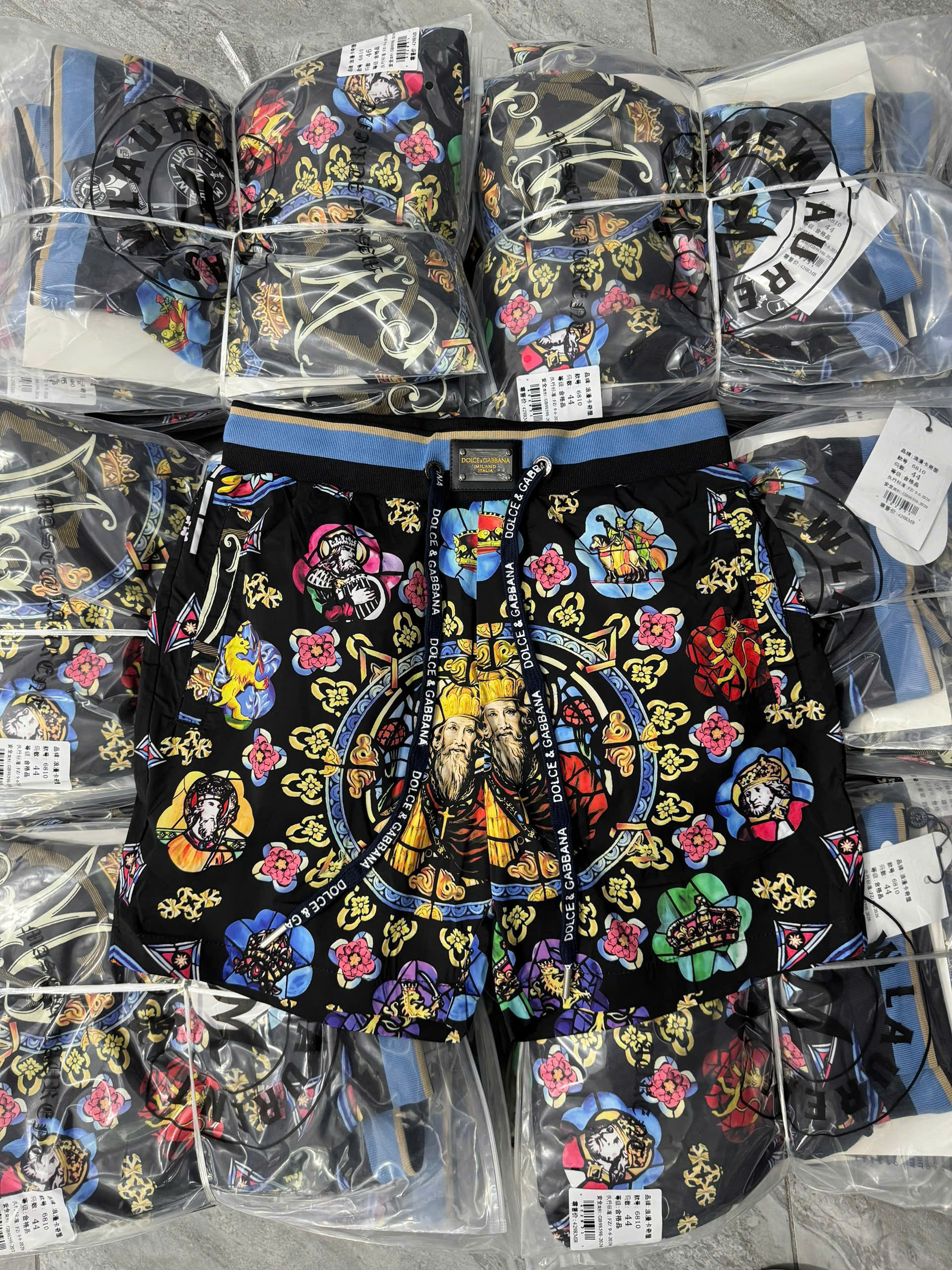 Quần short đùi gió hình Dolce Gabbana DG họa tiết King nhiều họa tiết tag vuông Like Auth 44-50 MK