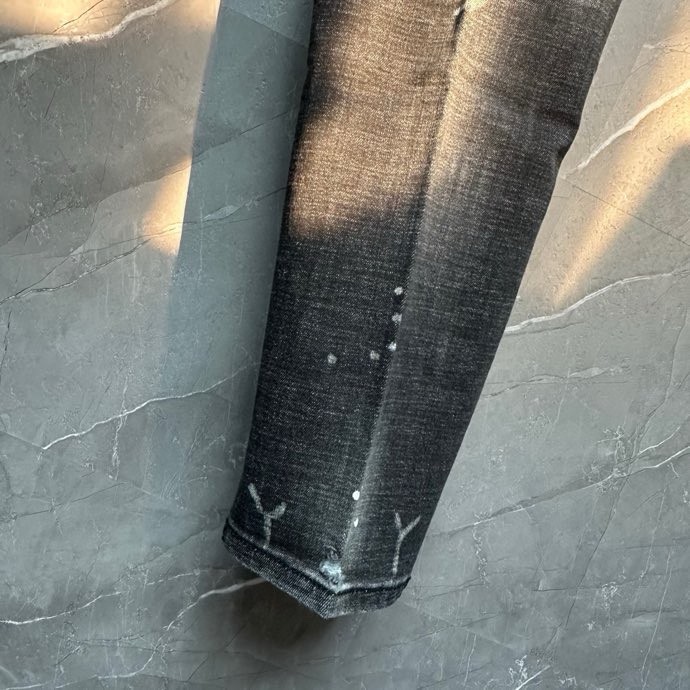 Quần Jean Dsquared2 DSQ2 Xám bạc rách mài vẩy sơn 4 khuy phối khóa zip lệch Like Auth on web VTN