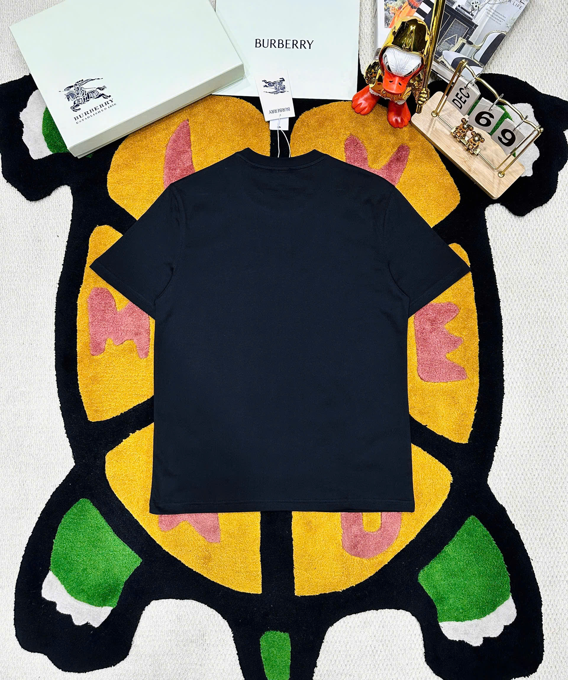 Áo phông T shirt Burberry BBR logo thêu ngựa bay ngực Like Auth S-L MK\Đen