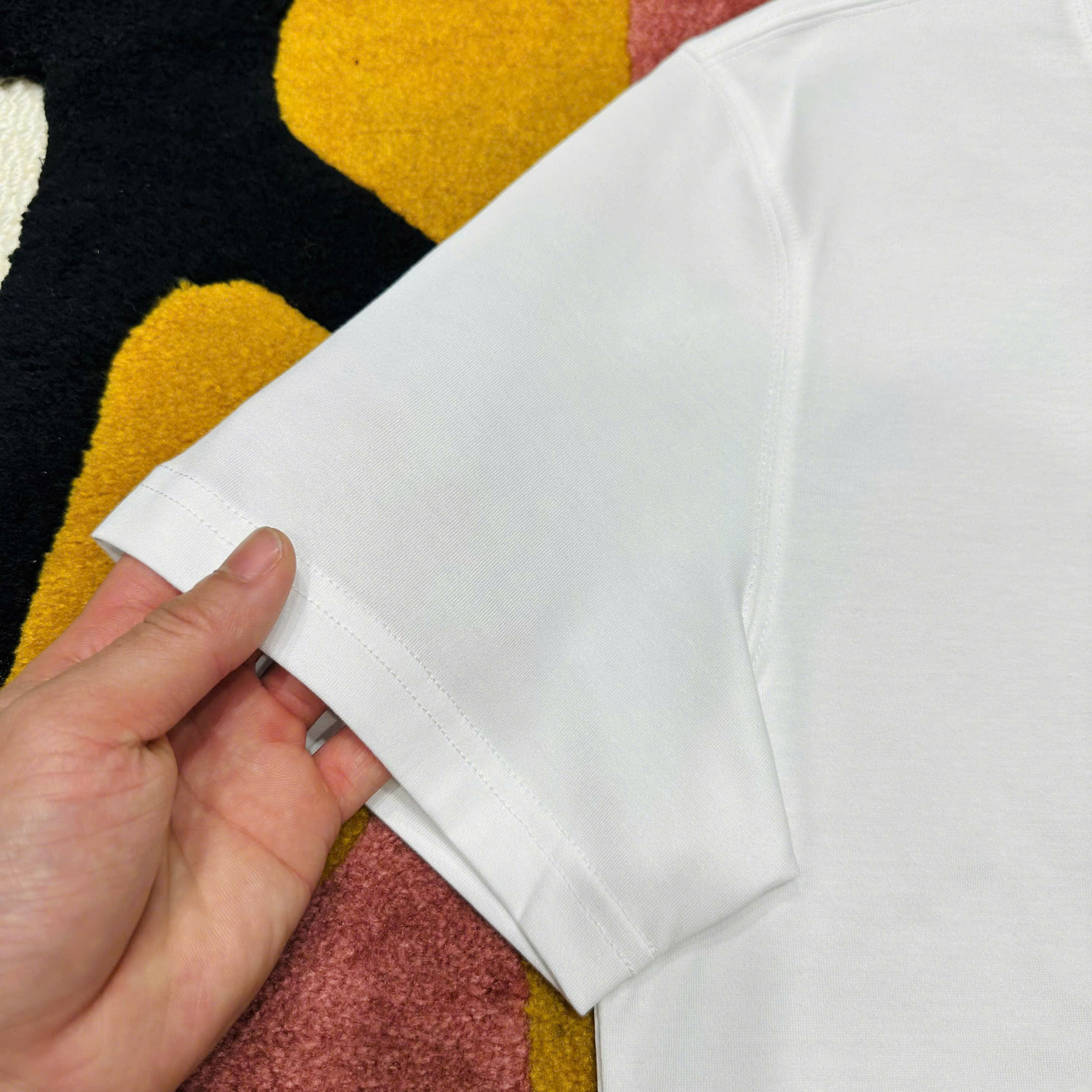 Áo phông T shirt Burberry BBR logo thêu ngựa bay ngực Like Auth S-L MK\trắng