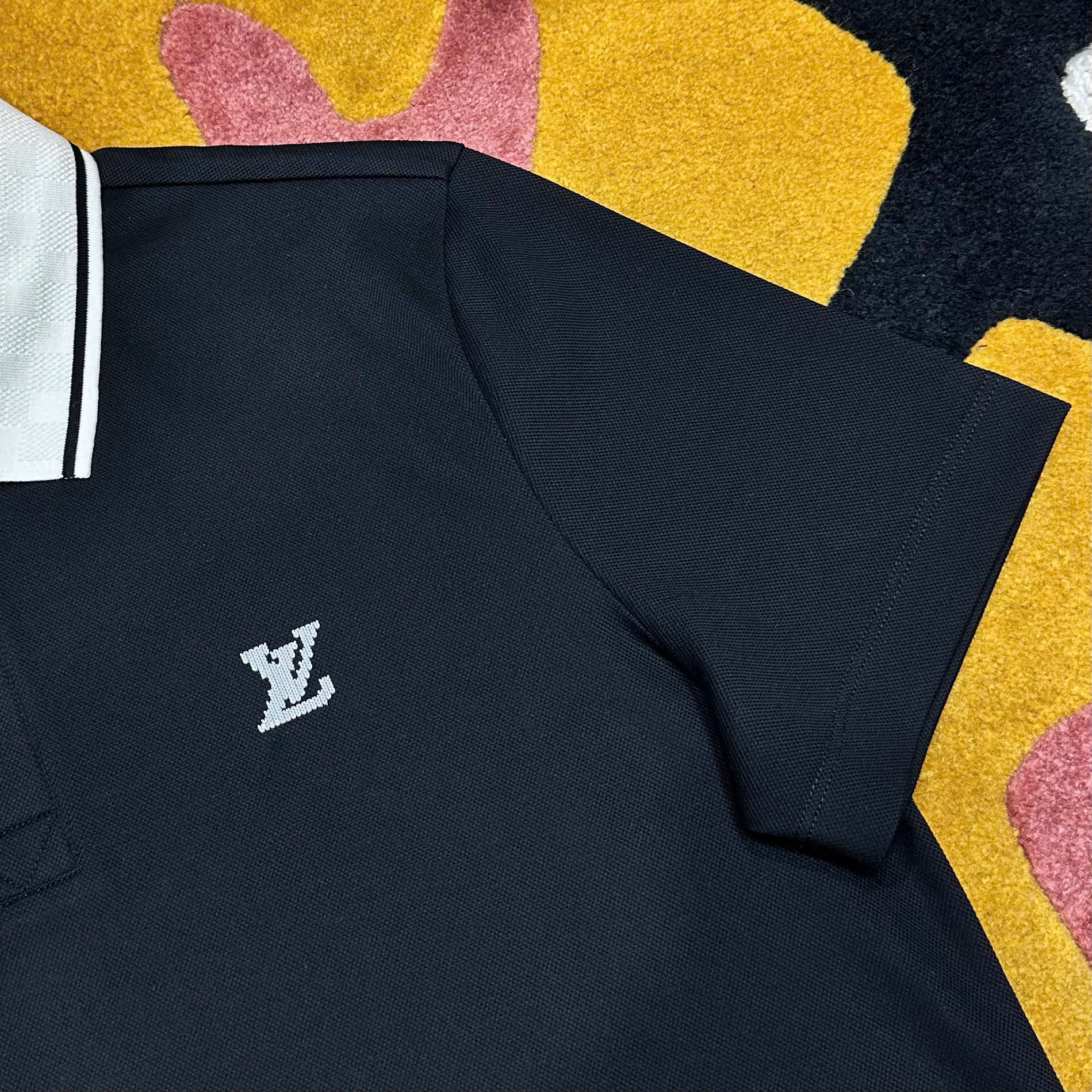 Áo polo Louis Vuitton LV check cổ caro logo thêu ngực Like Auth 48-52 MK\Đen