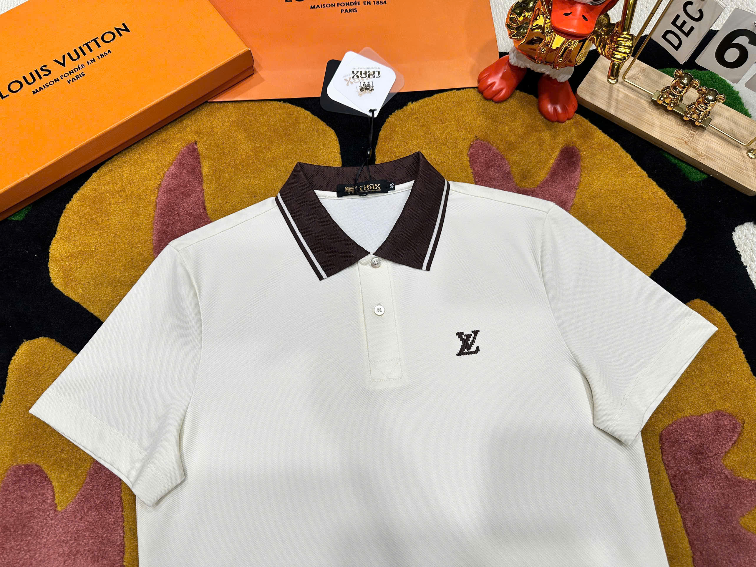 Áo polo Louis Vuitton LV check cổ caro logo thêu ngực Like Auth 48-52 MK\trắng