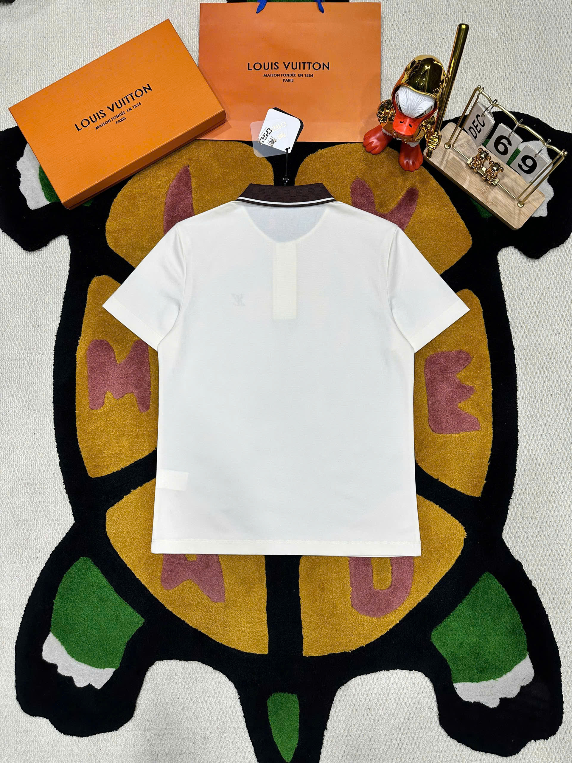 Áo polo Louis Vuitton LV check cổ caro logo thêu ngực Like Auth 48-52 MK\trắng