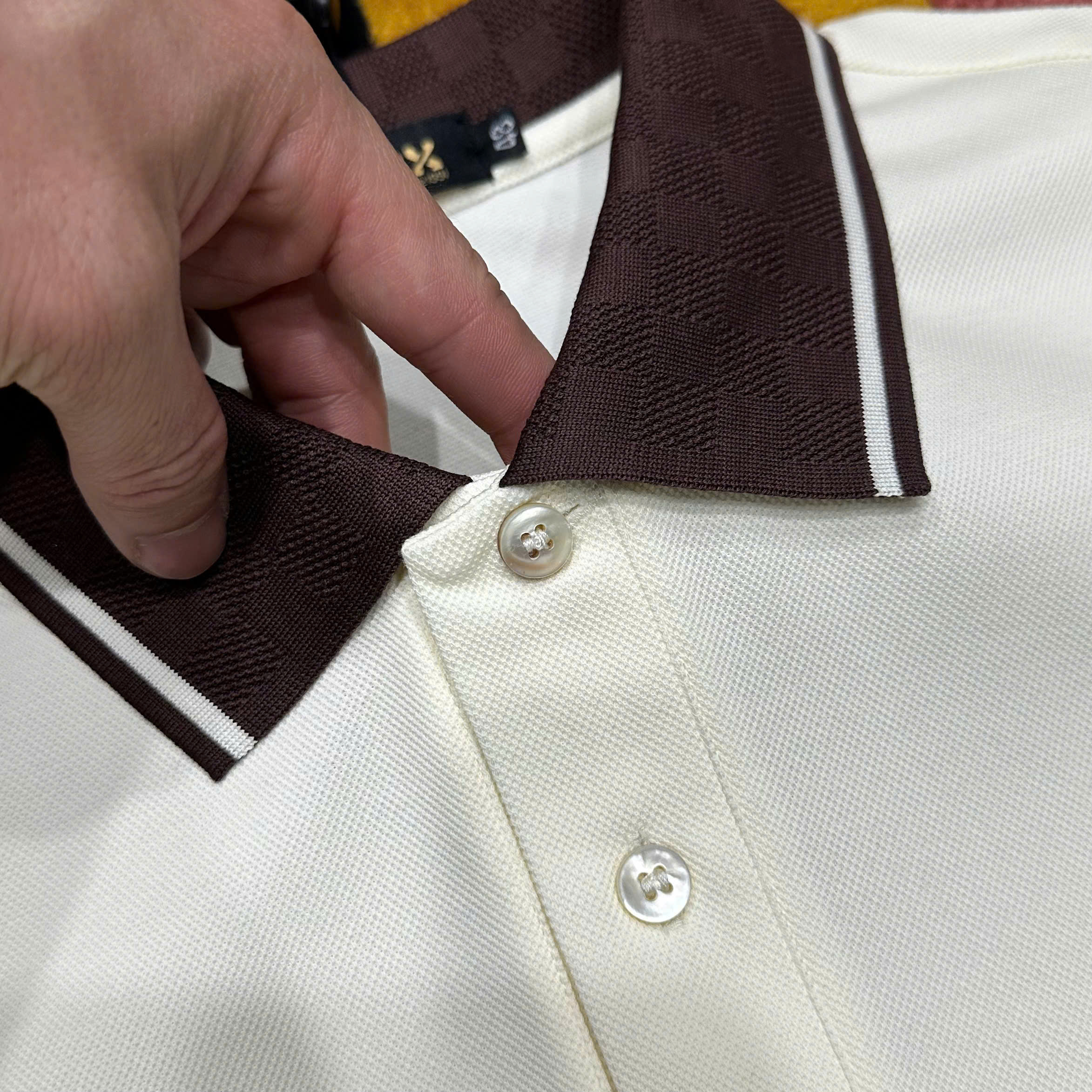 Áo polo Louis Vuitton LV check cổ caro logo thêu ngực Like Auth 48-52 MK\trắng