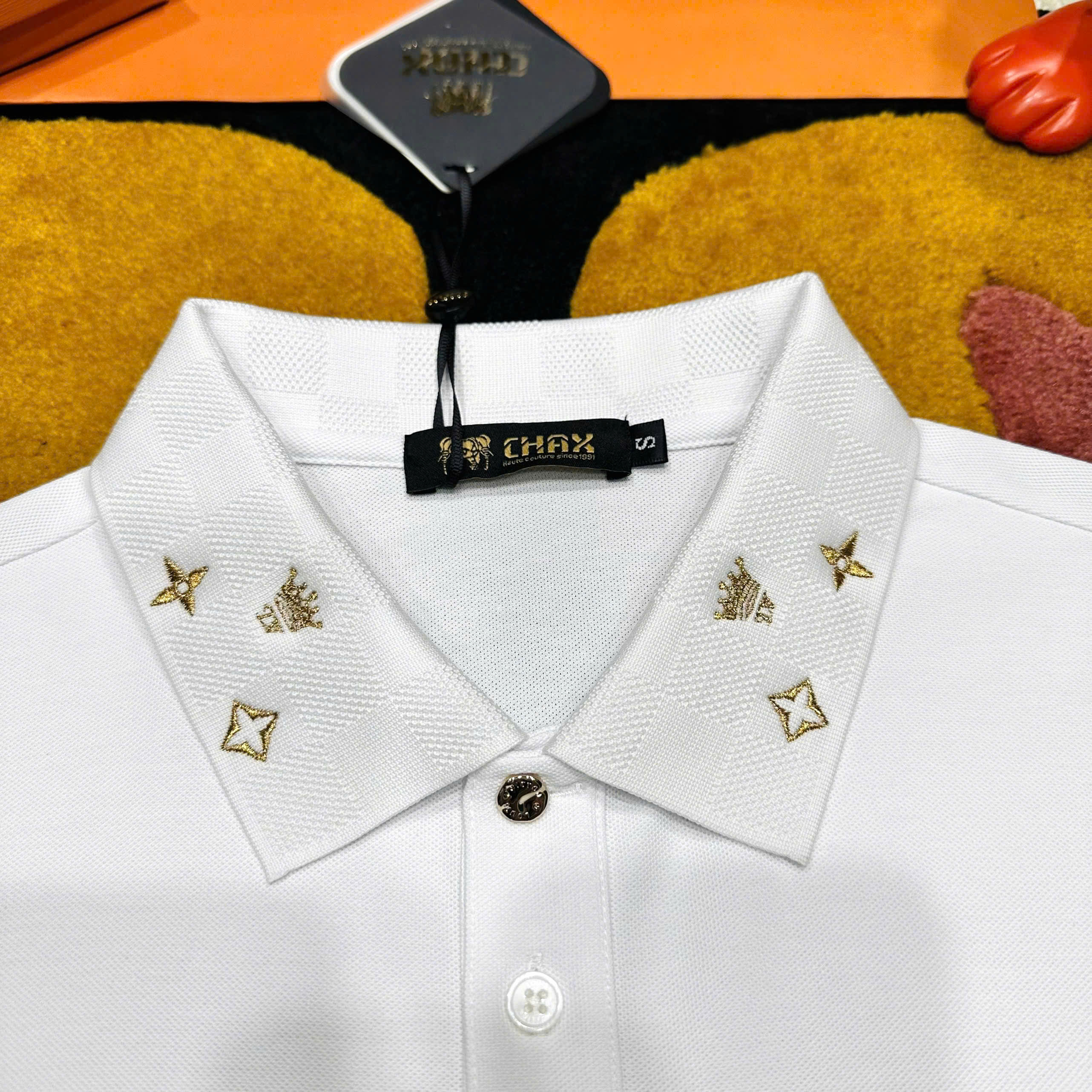 Áo polo Louis Vuitton LV logo thêu cổ Hoa và Vương Miện Like Auth S-XL MK\Trắng