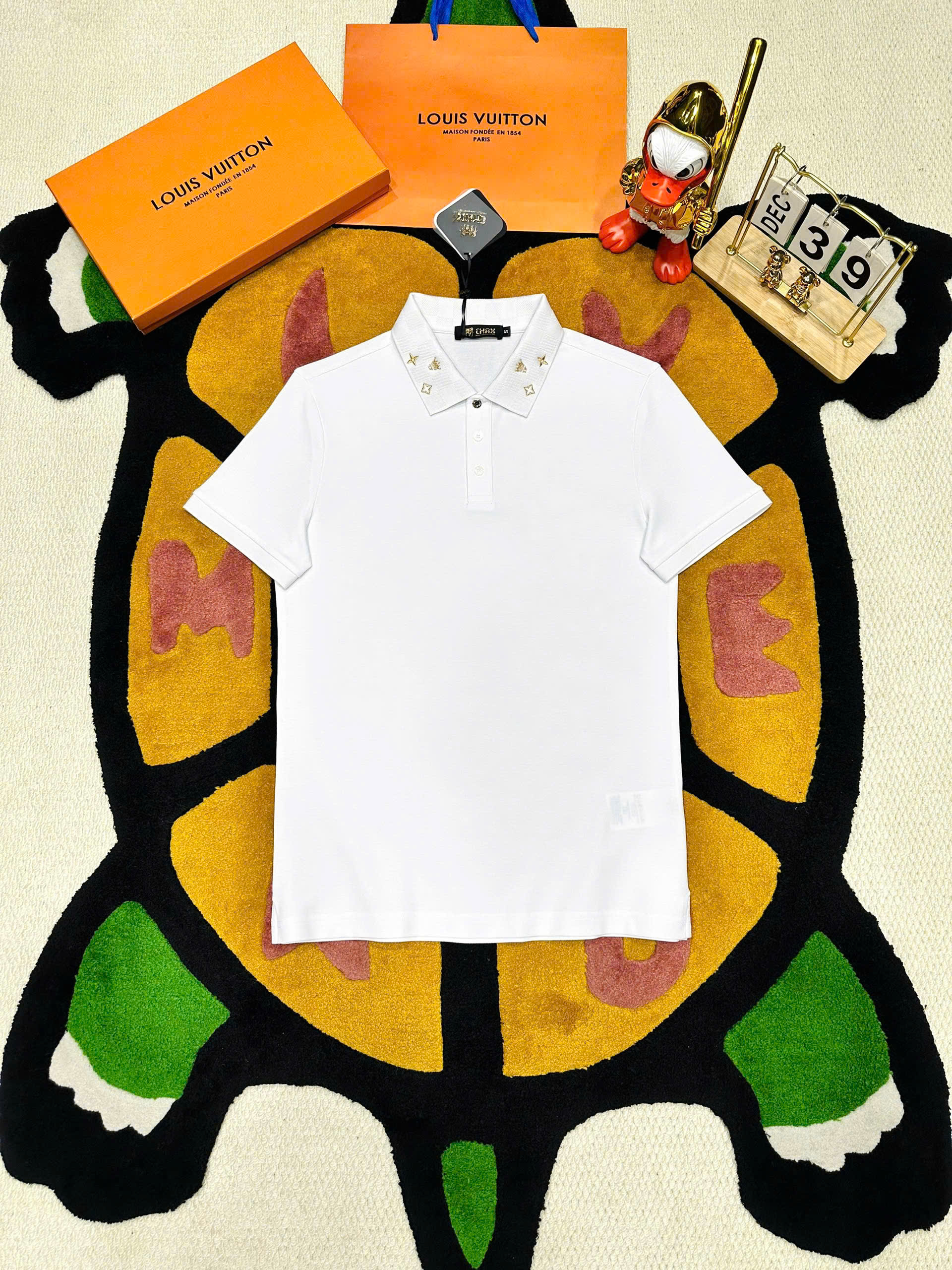 Áo polo Louis Vuitton LV logo thêu cổ Hoa và Vương Miện Like Auth S-XL MK\Trắng