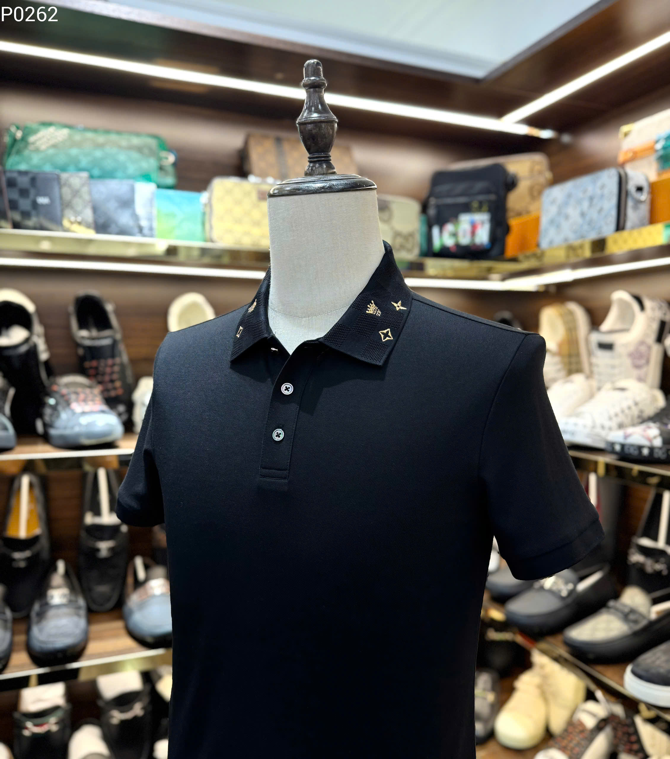 Áo polo Louis Vuitton LV logo thêu cổ Hoa và Vương Miện Like Auth S-XL MK\trắng