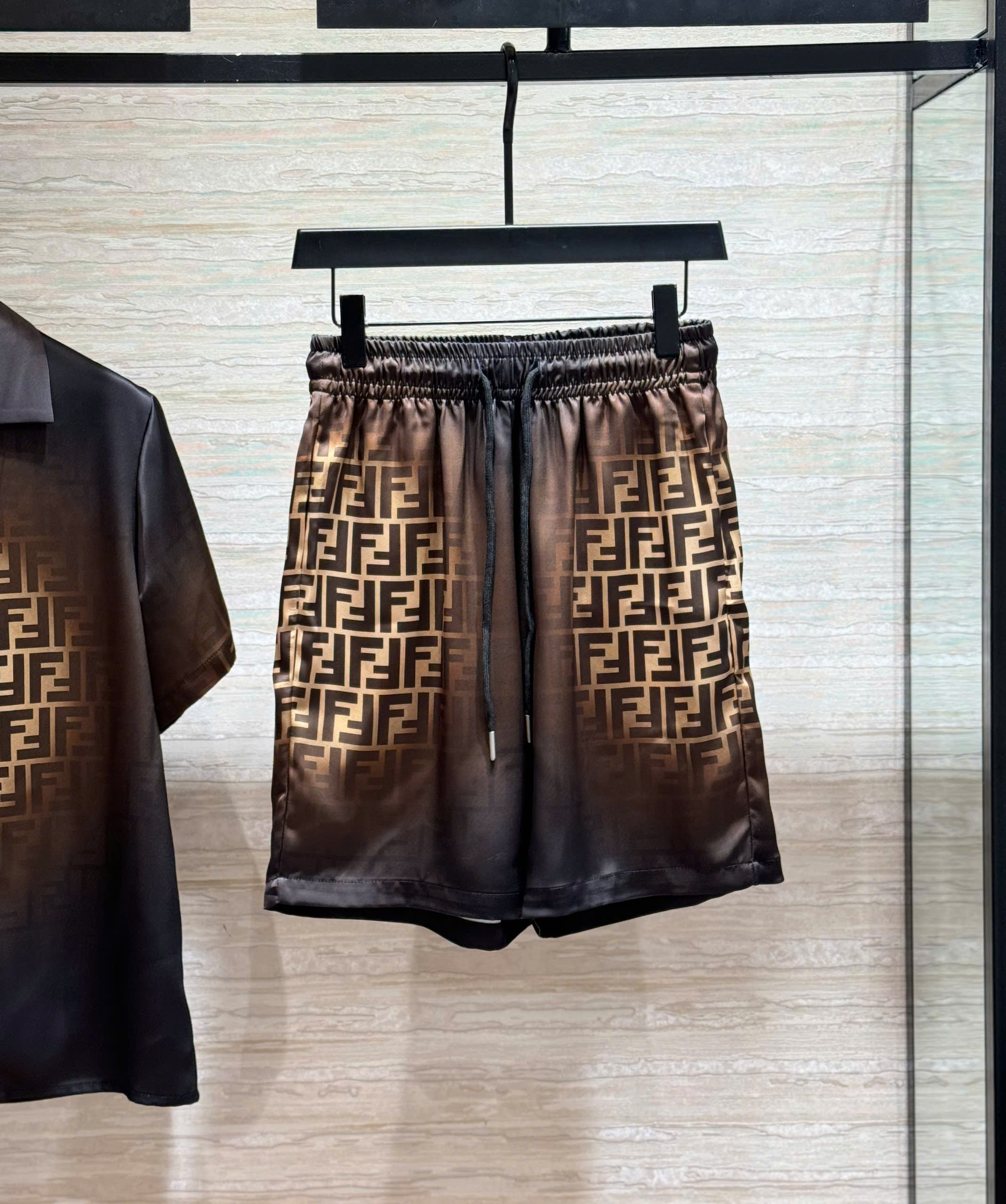 Set bộ lụa hè Fendi FD Đen loang Nâu Like Auth M-XXL DDT