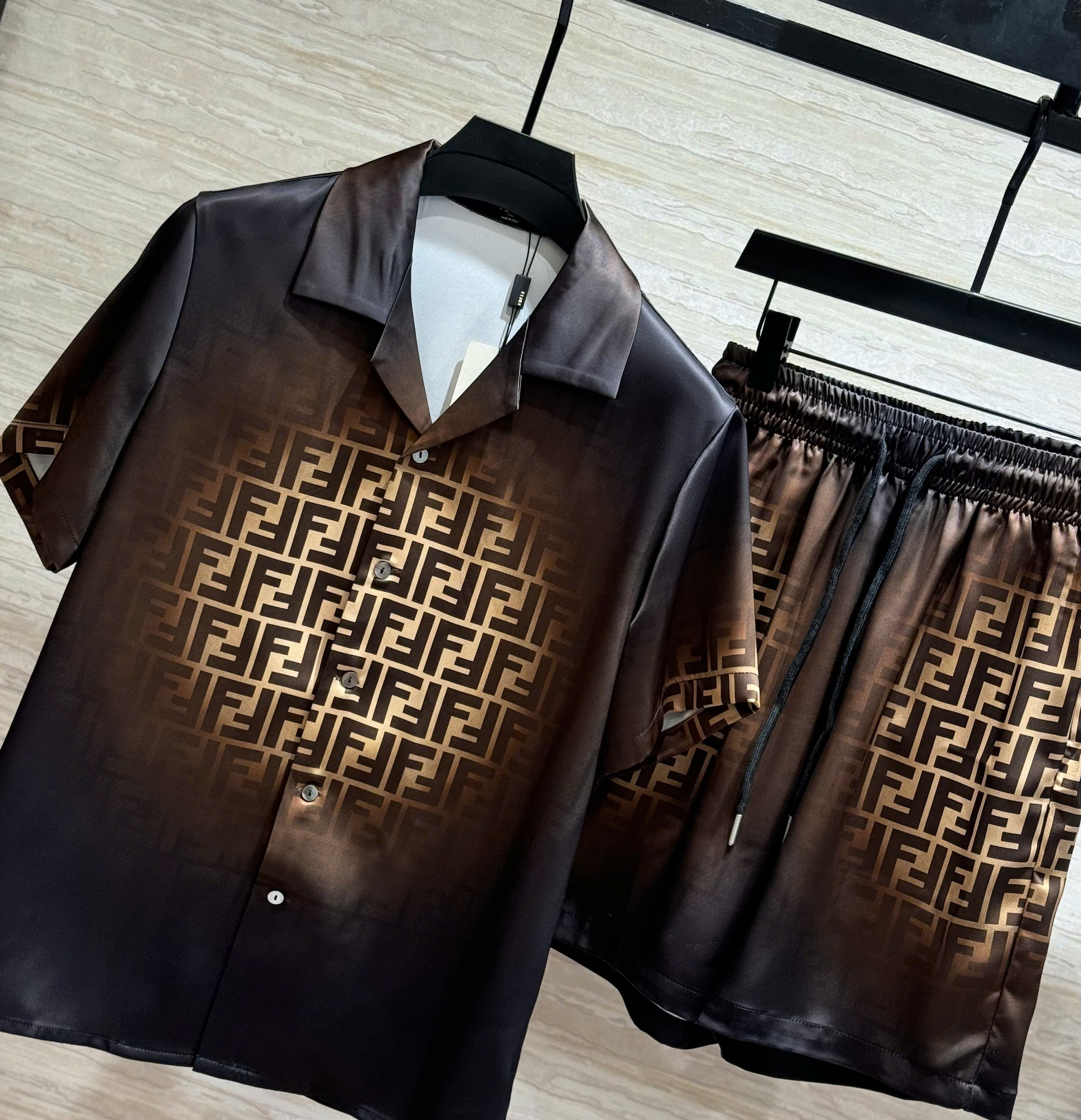 Set bộ lụa hè Fendi FD Đen loang Nâu Like Auth M-XXL DDT