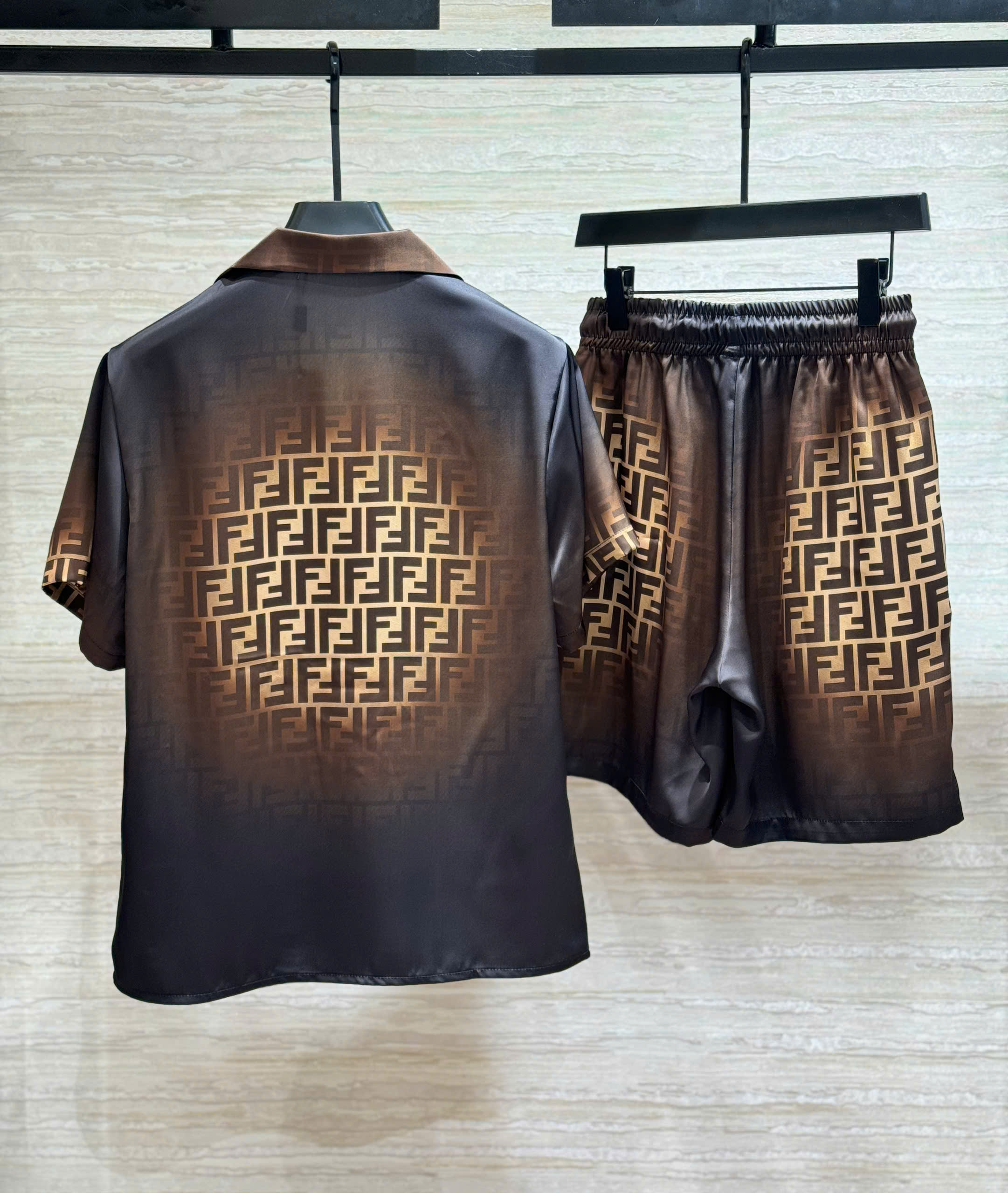 Set bộ lụa hè Fendi FD Đen loang Nâu Like Auth M-XXL DDT