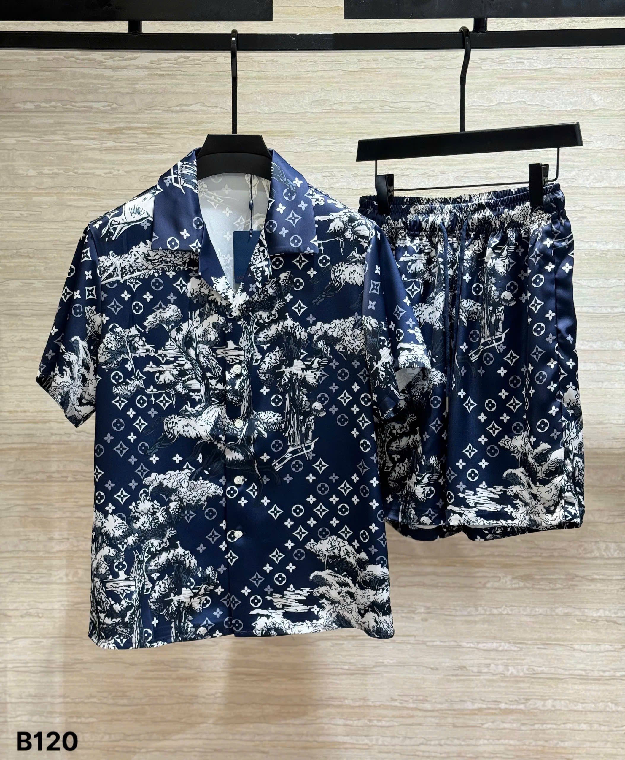 Set bộ lụa hè Louis Vuitton LV Xanh than monogram họa tiết Cổ Thụ Like Auth M-XXL DDT