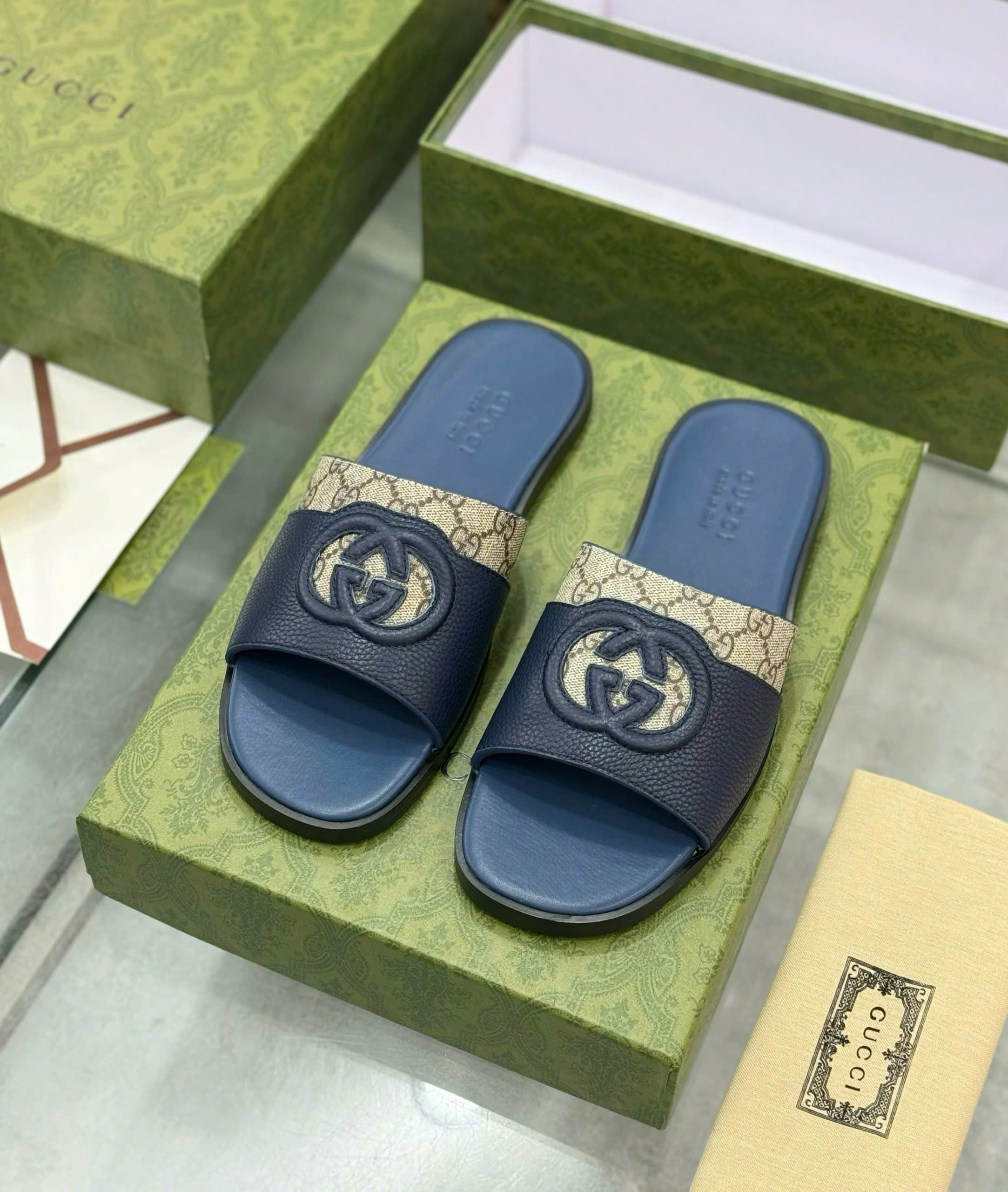 Dép lê quai ngang Gucci GC Xanh than trơn phối họa tiết monogram logo GG thêu nổi Like Auth on web fullbox bill thẻ DDT