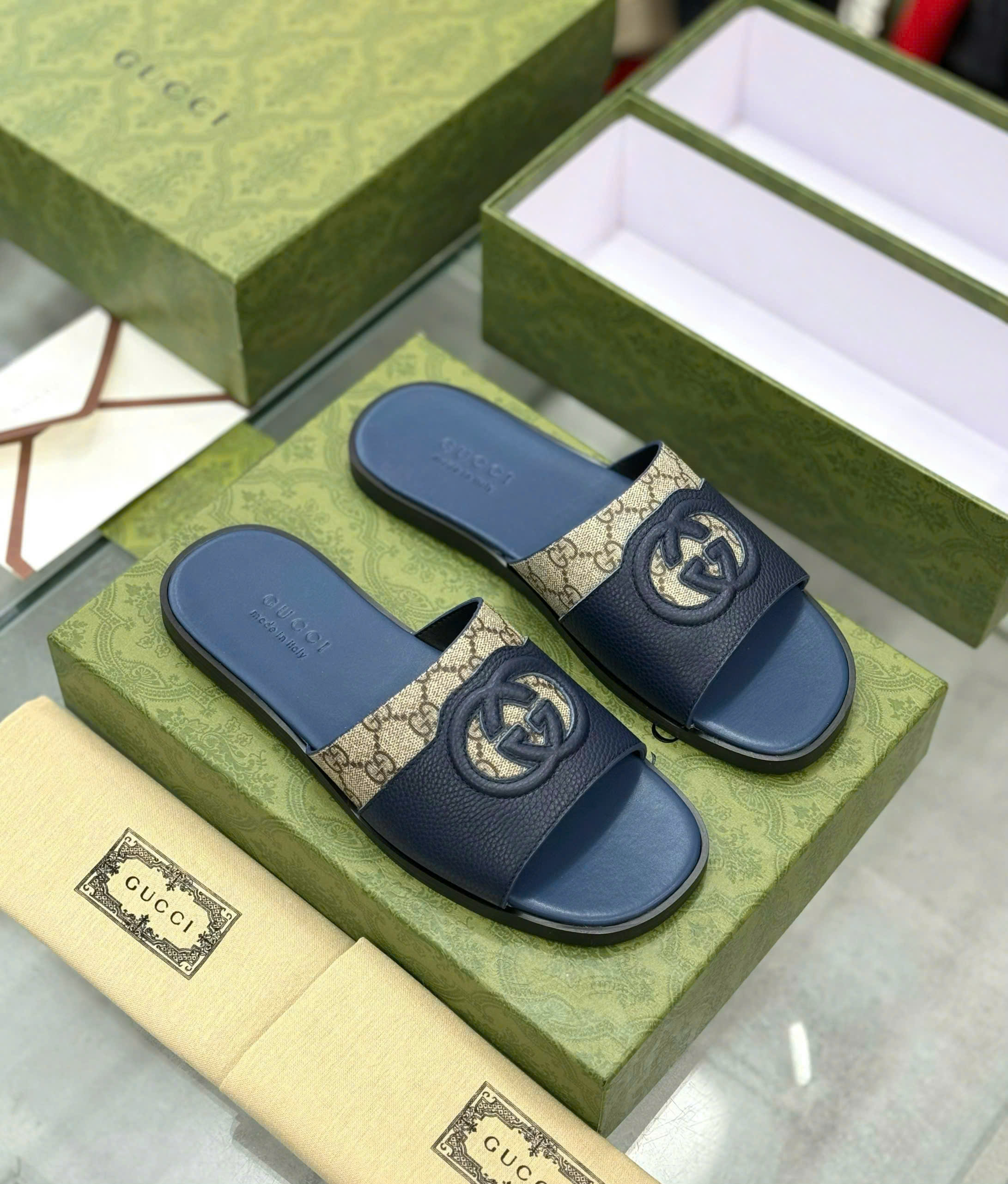 Dép lê quai ngang Gucci GC Xanh than trơn phối họa tiết monogram logo GG thêu nổi Like Auth on web fullbox bill thẻ DDT