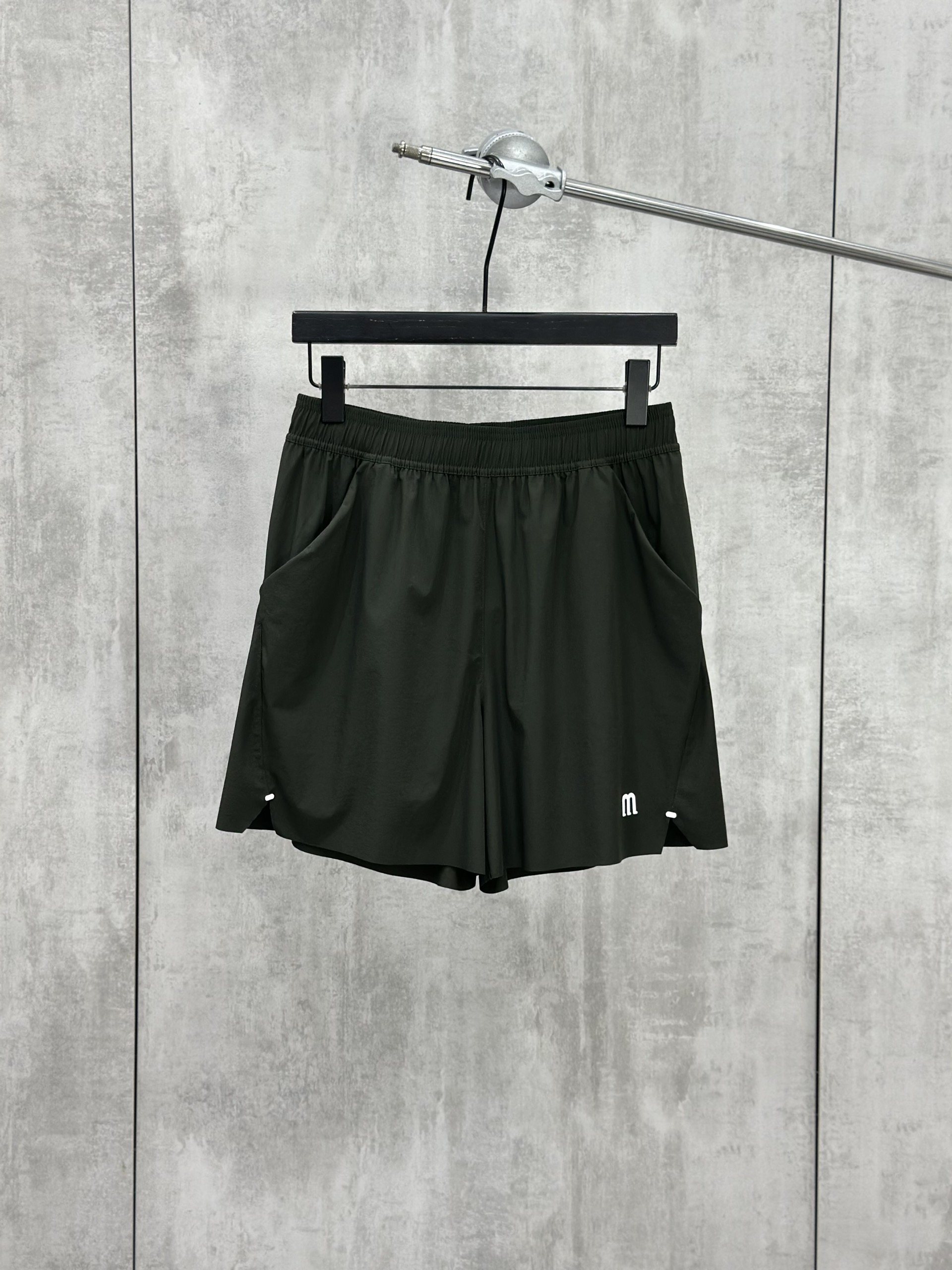 Quần short đùi gió thể thao Manesti new 2026 Like Auth S-XL VTN