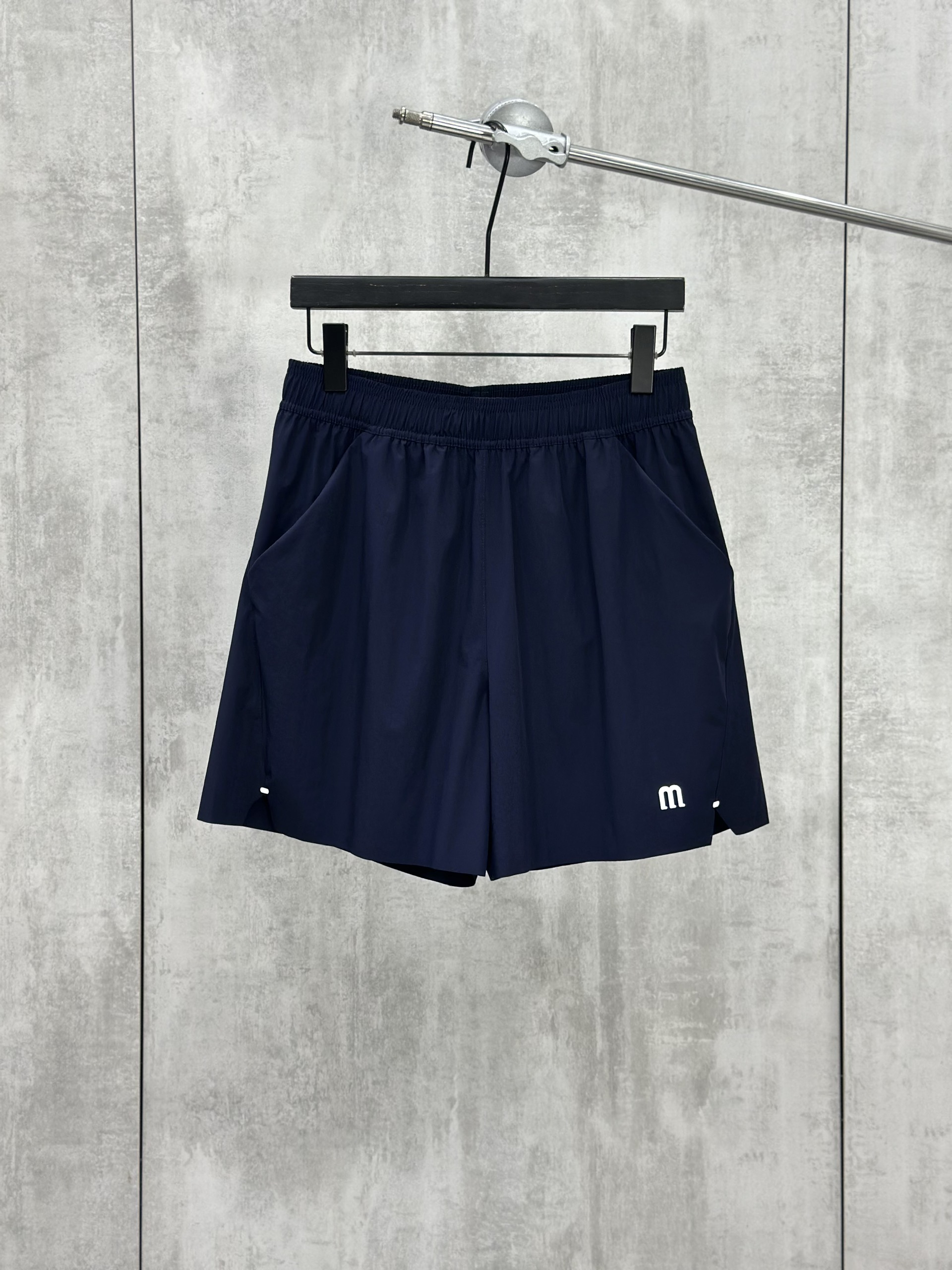 Quần short đùi gió thể thao Manesti new 2026 Like Auth S-XL VTN