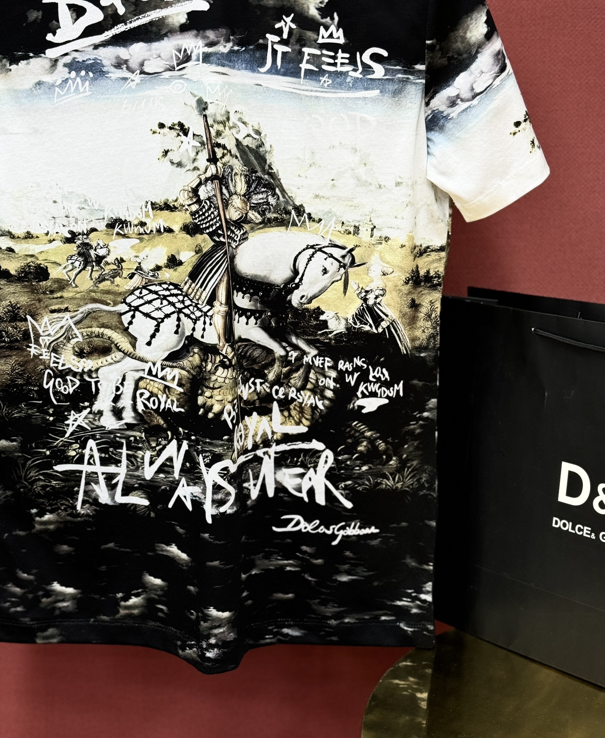 Áo phông T shirt hình Dolce Gabbana DG họa tiết kỵ sỹ Royal Like Auth 44-50 CD