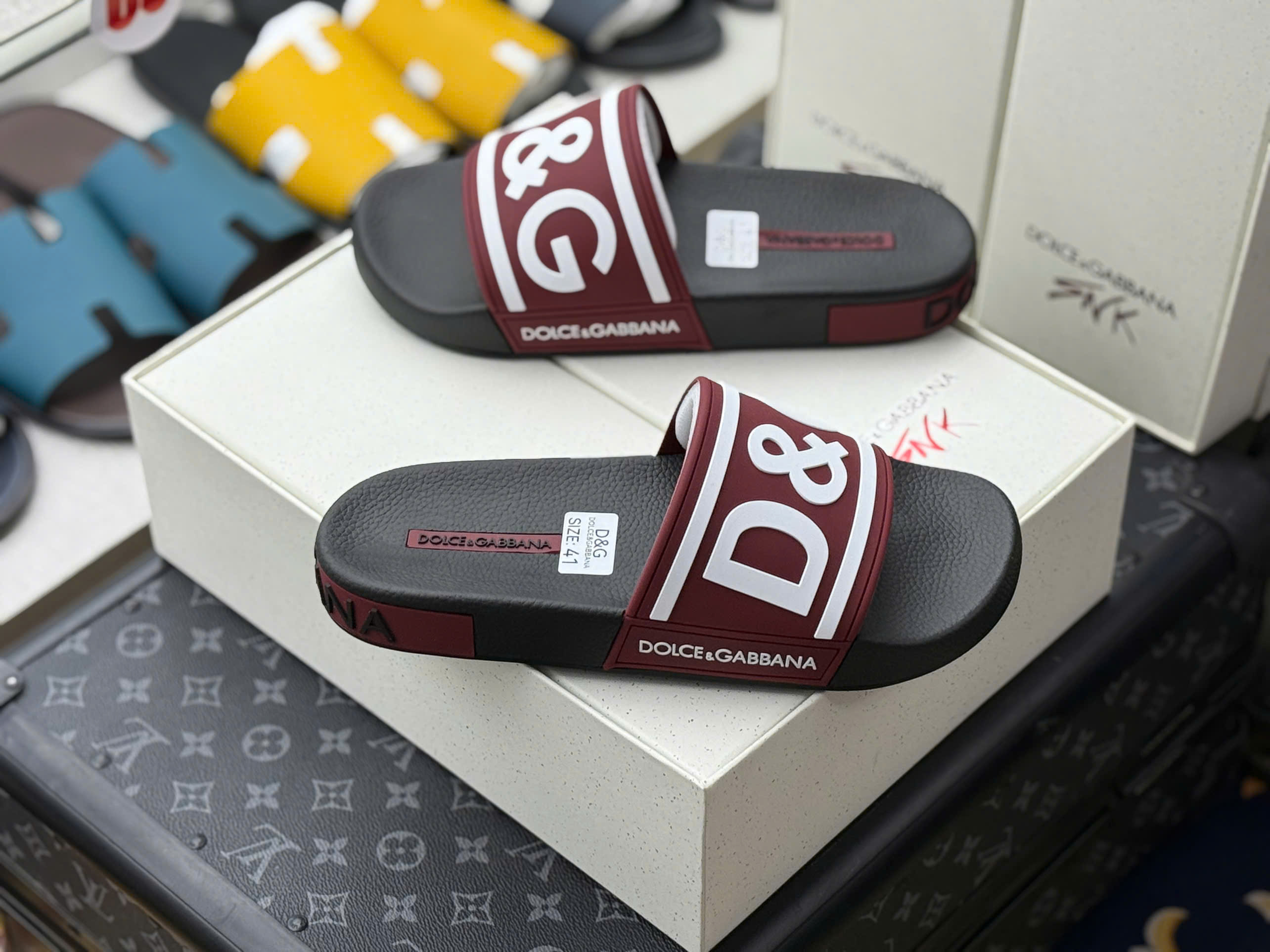 Dép lê quai ngang Dolce Gabbana DG logo D&G nổi các màu Like Auth on web fullbox bill thẻ MVT