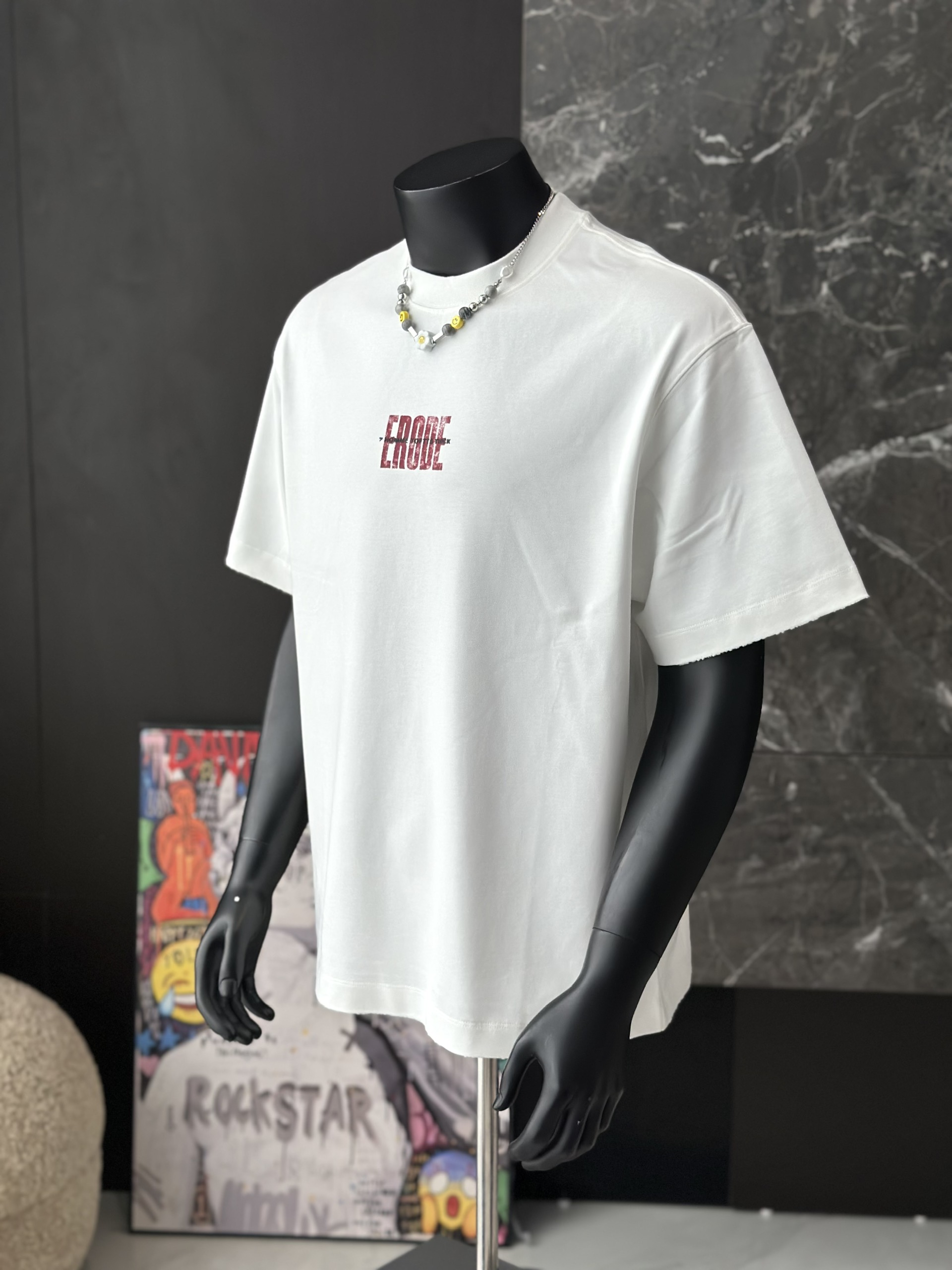 Áo phông T shirt Caras Erode form to Like Auth M-L VTN