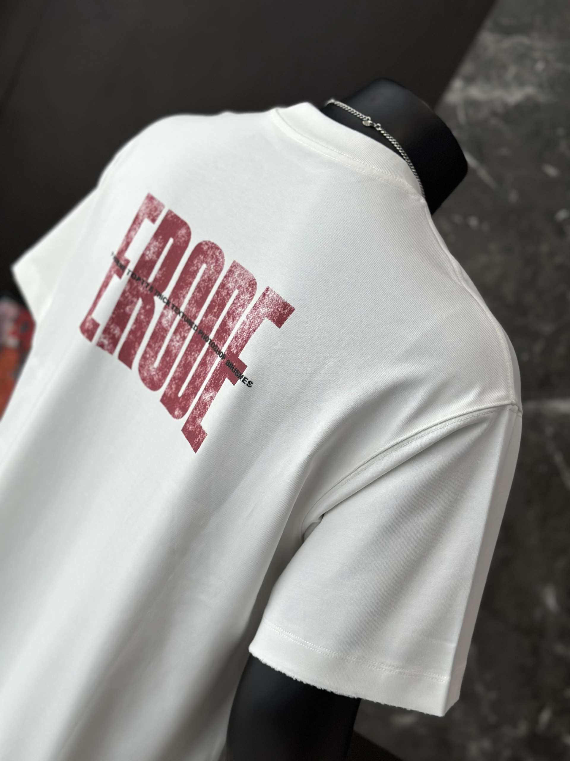 Áo phông T shirt Caras Erode form to Like Auth M-L VTN