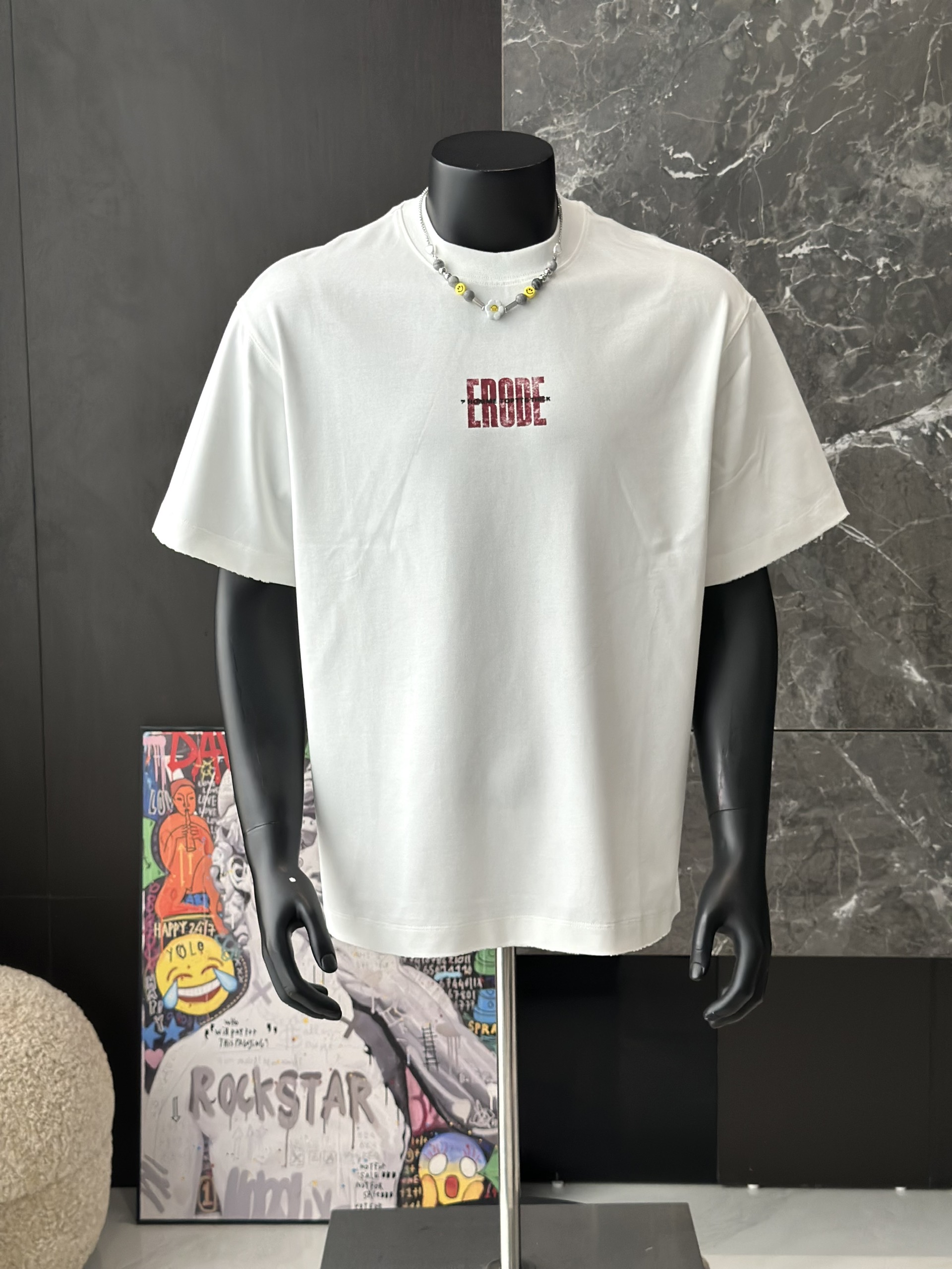 Áo phông T shirt Caras Erode form to Like Auth M-L VTN