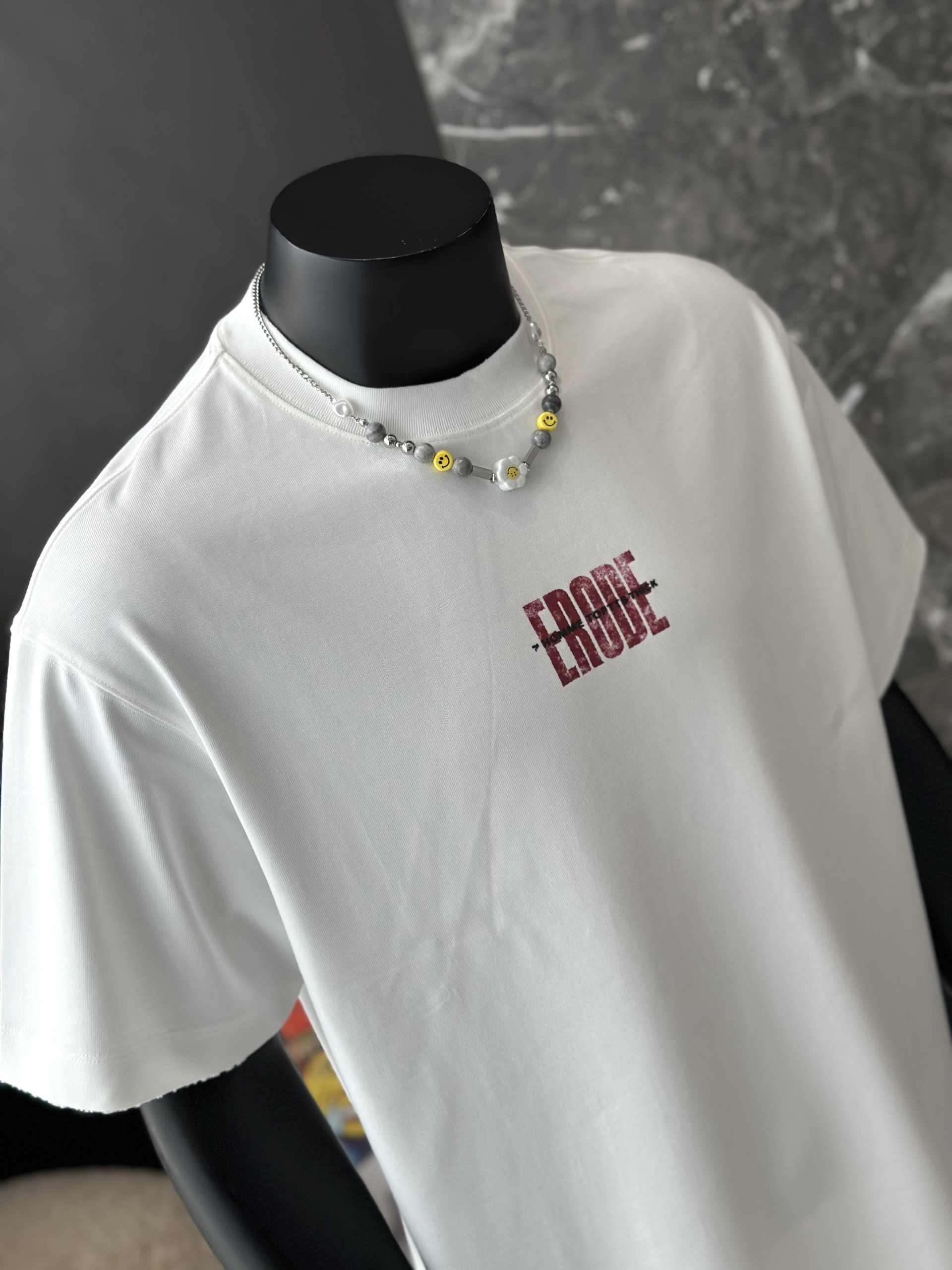 Áo phông T shirt Caras Erode form to Like Auth M-L VTN