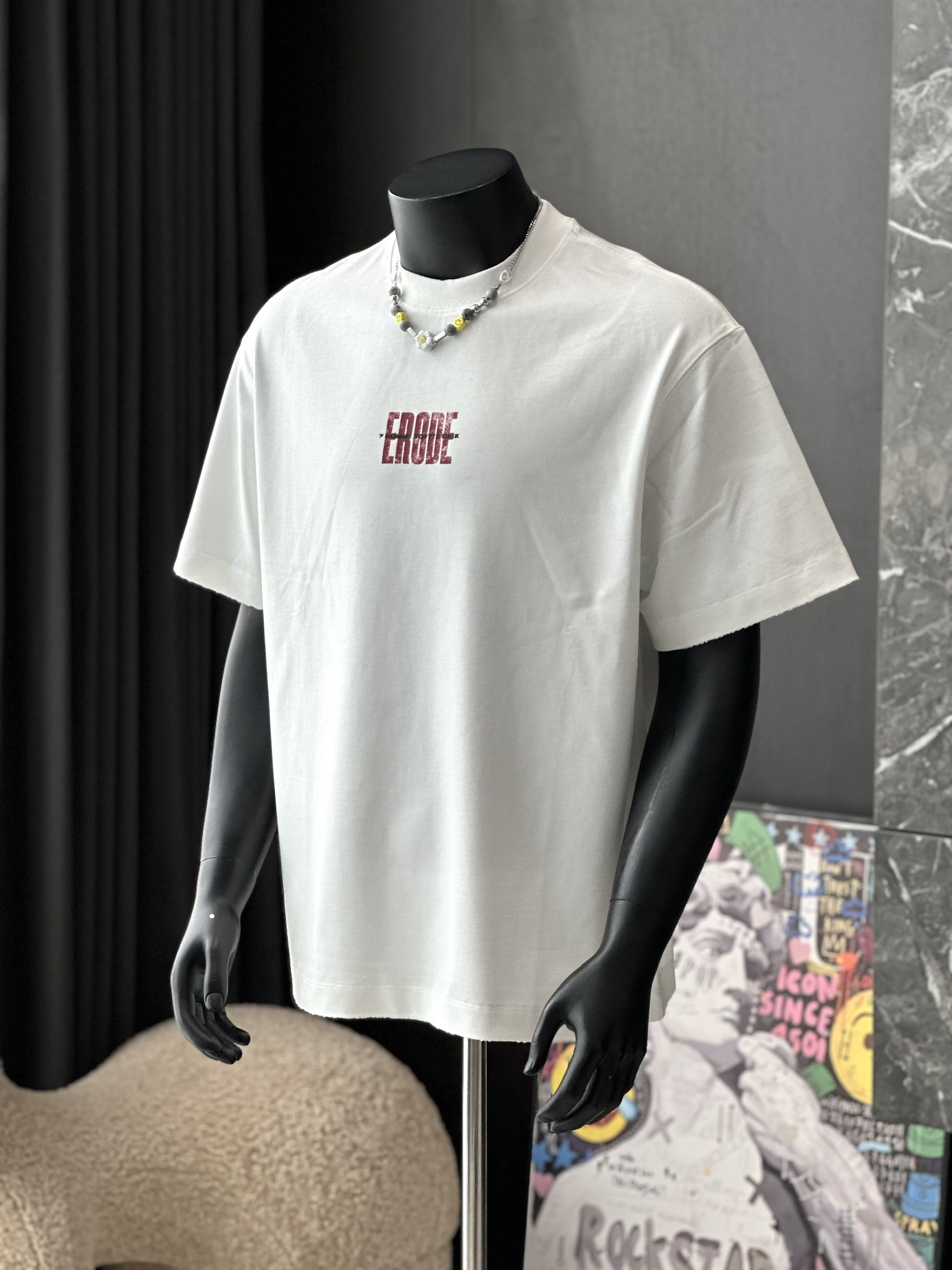 Áo phông T shirt Caras Erode form to Like Auth M-L VTN