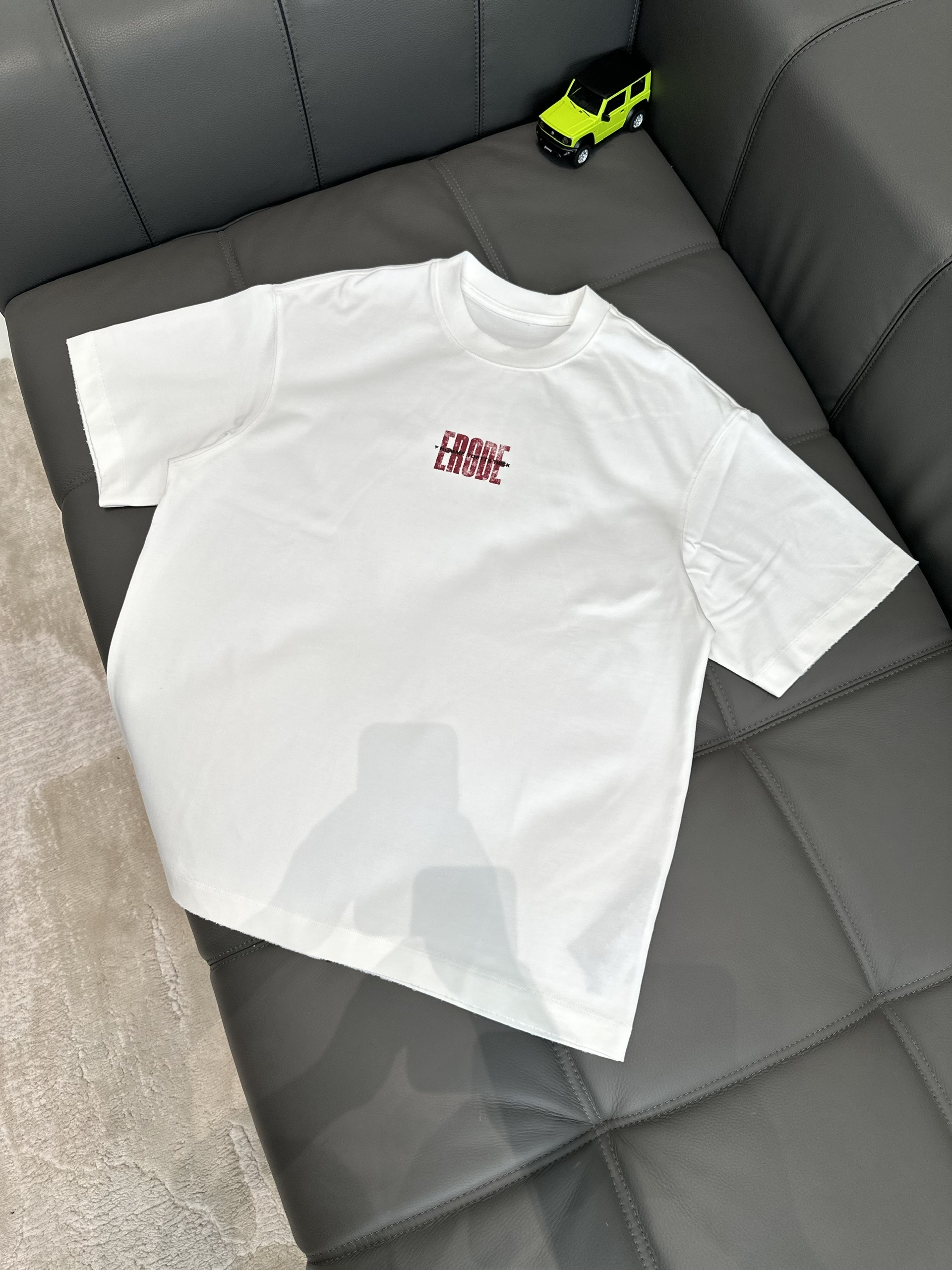 Áo phông T shirt Caras Erode form to Like Auth M-L VTN