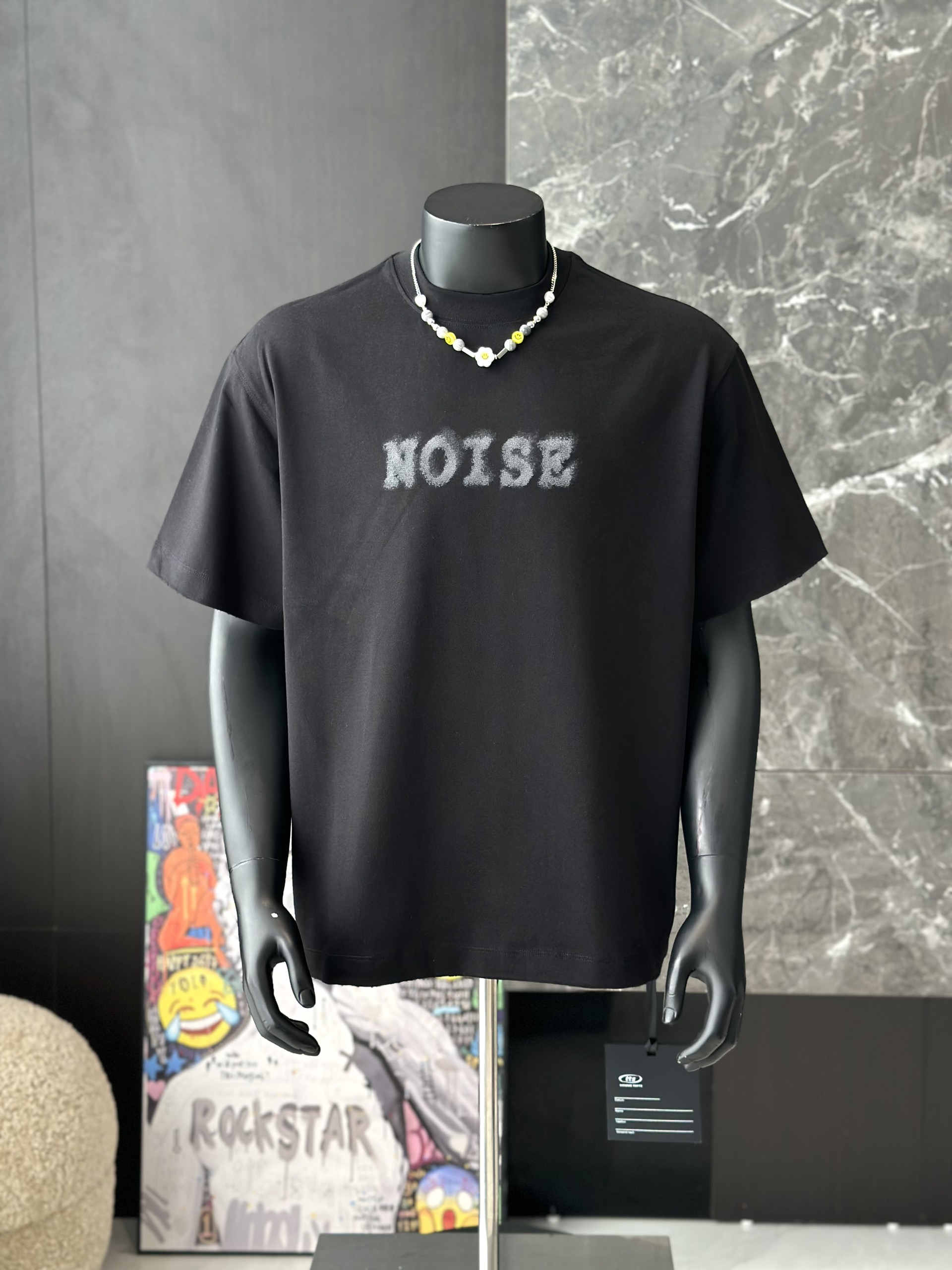 Áo phông T shirt Caras Noise form to Like Auth M-L VTN\Đen