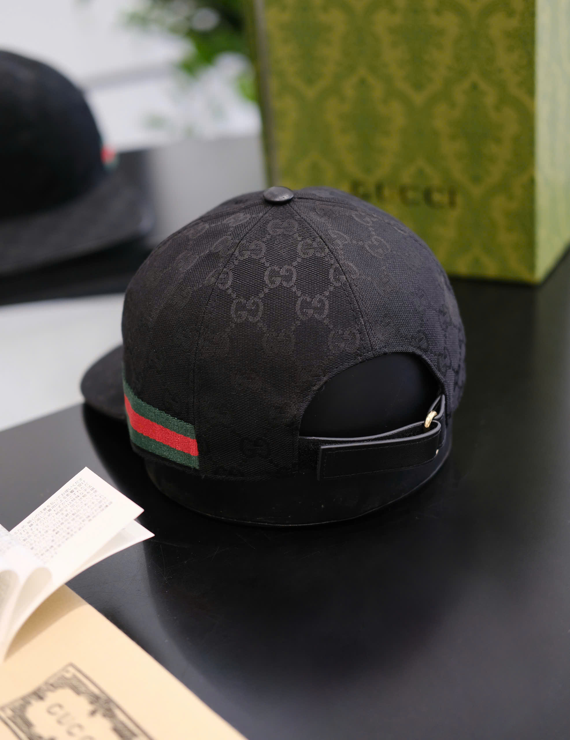 Mũ lưỡi trai nón kết Gucci GC Đen classic tag kẻ sọc Xanh Đỏ Like Auth DDT