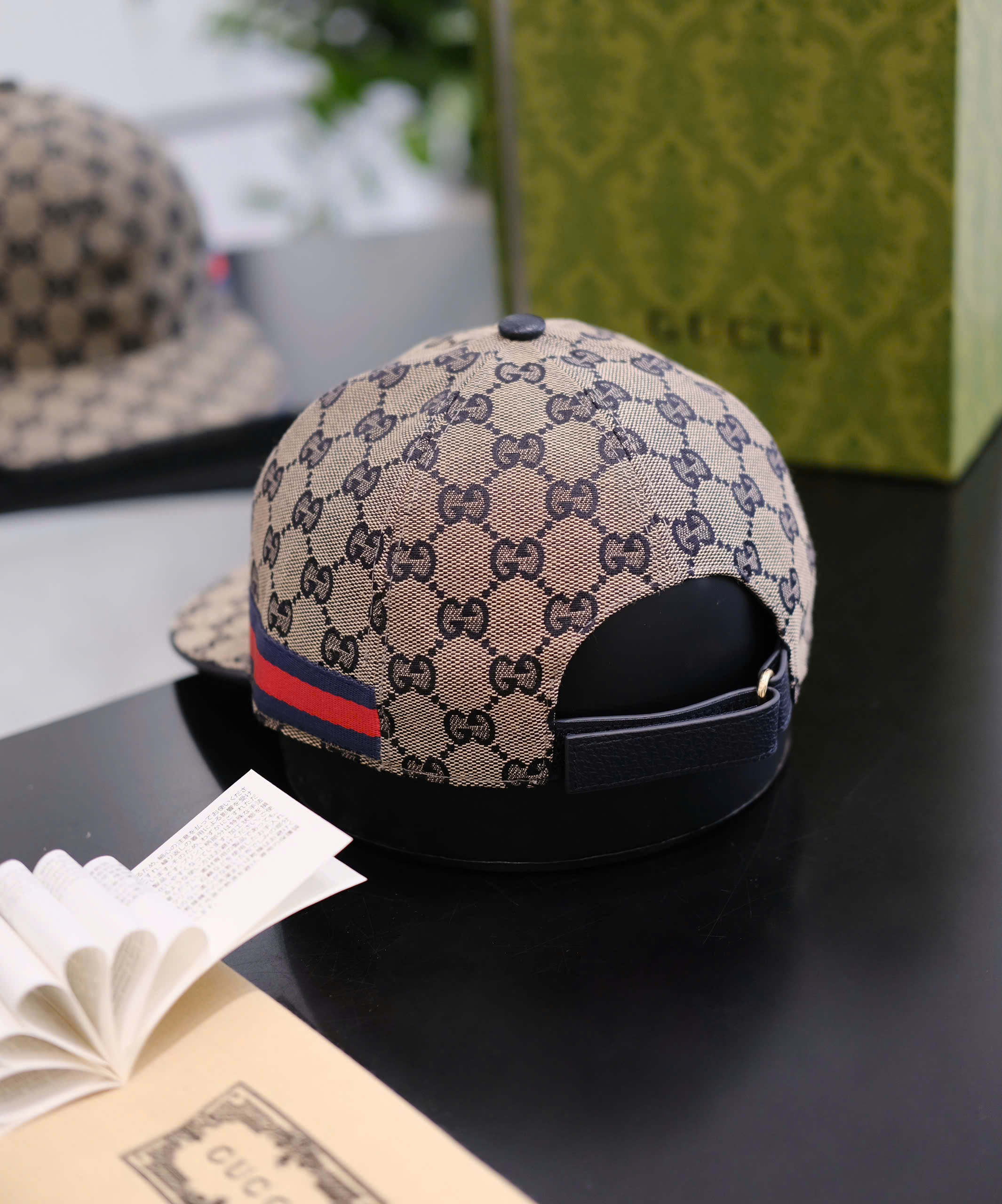 Mũ lưỡi trai nón kết Gucci GC Xanh classic tag kẻ sọc Xanh Đỏ Like Auth DDT