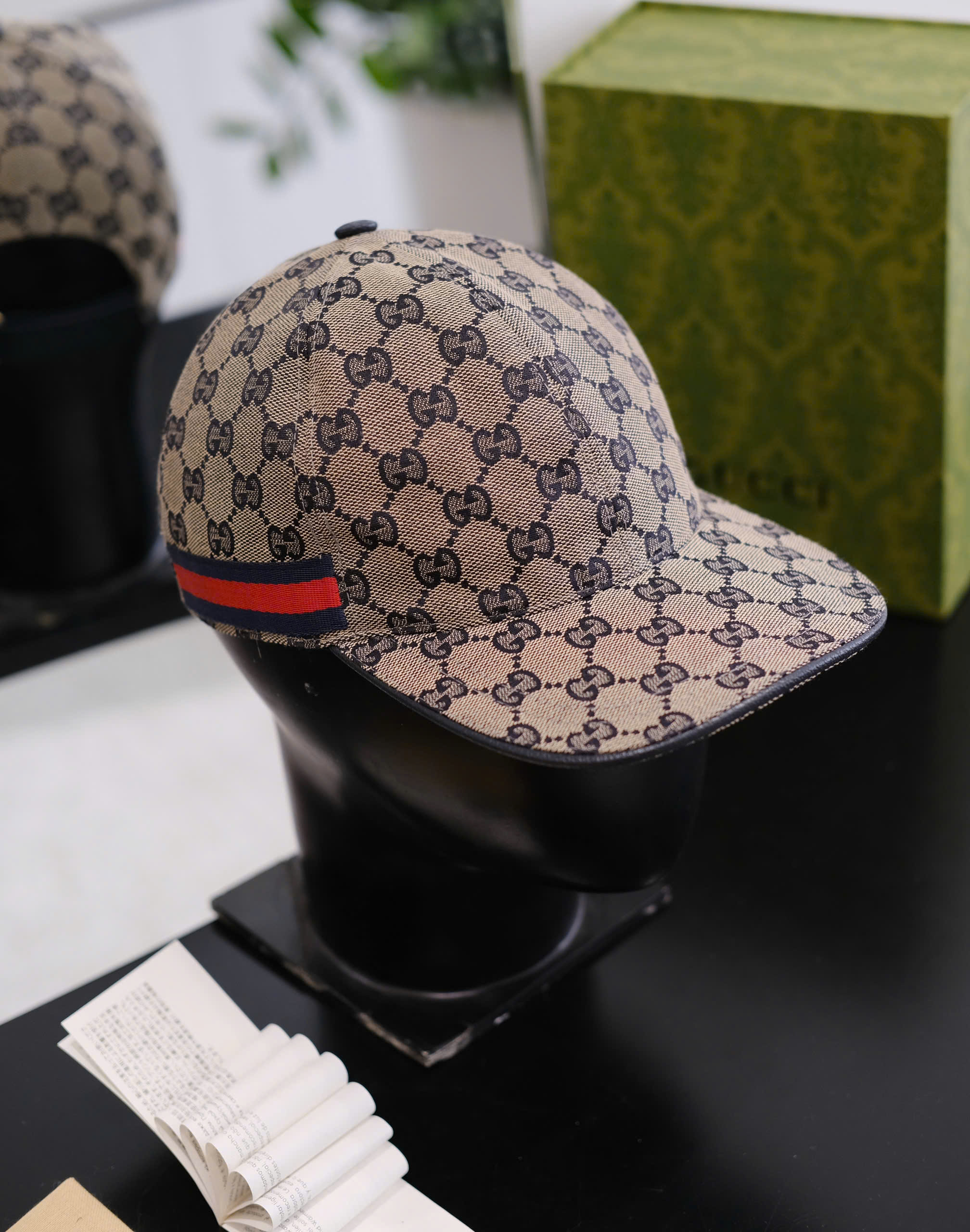 Mũ lưỡi trai nón kết Gucci GC Xanh classic tag kẻ sọc Xanh Đỏ Like Auth DDT