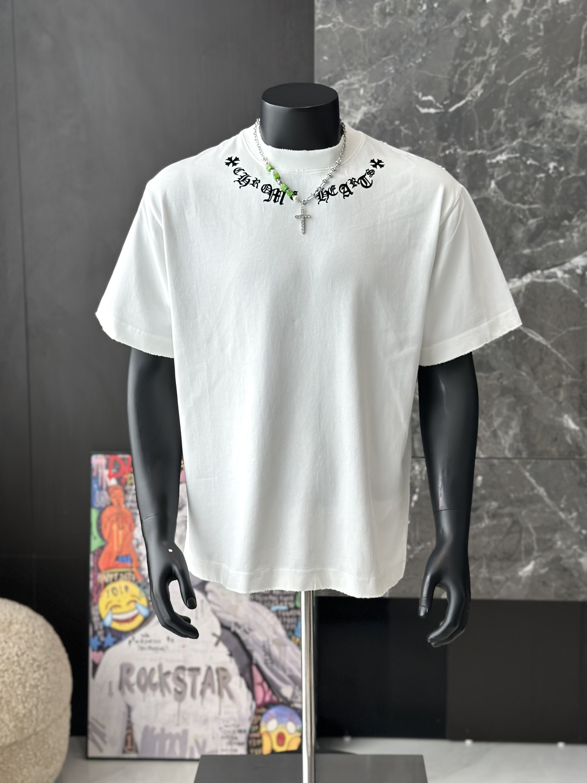 Áo phông T shirt Chrome Heart logo quanh cổ chữ thập sau lưng Like Auth M-XL VTN\Trắng