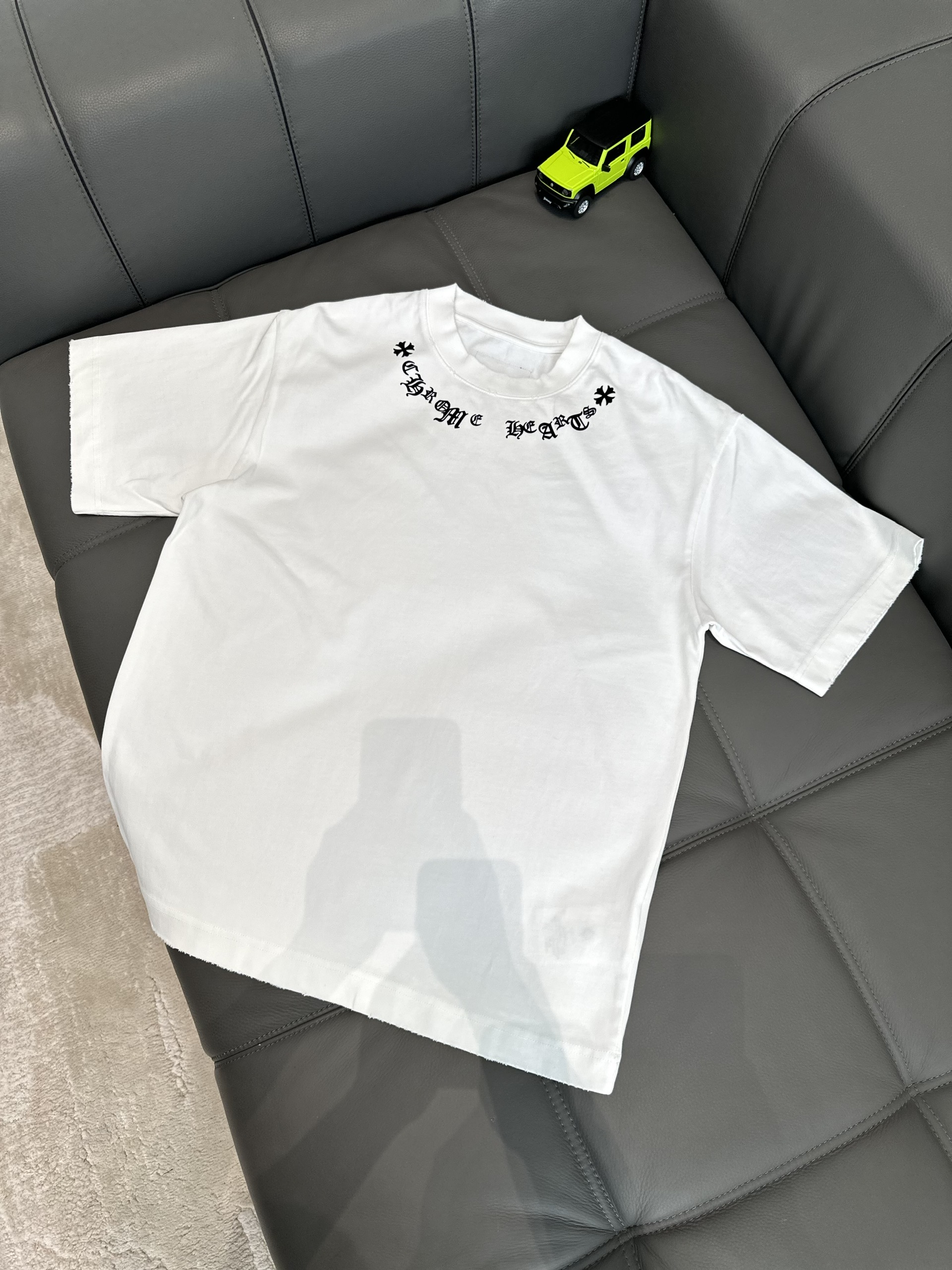 Áo phông T shirt Chrome Heart logo quanh cổ chữ thập sau lưng Like Auth M-XL VTN\Trắng