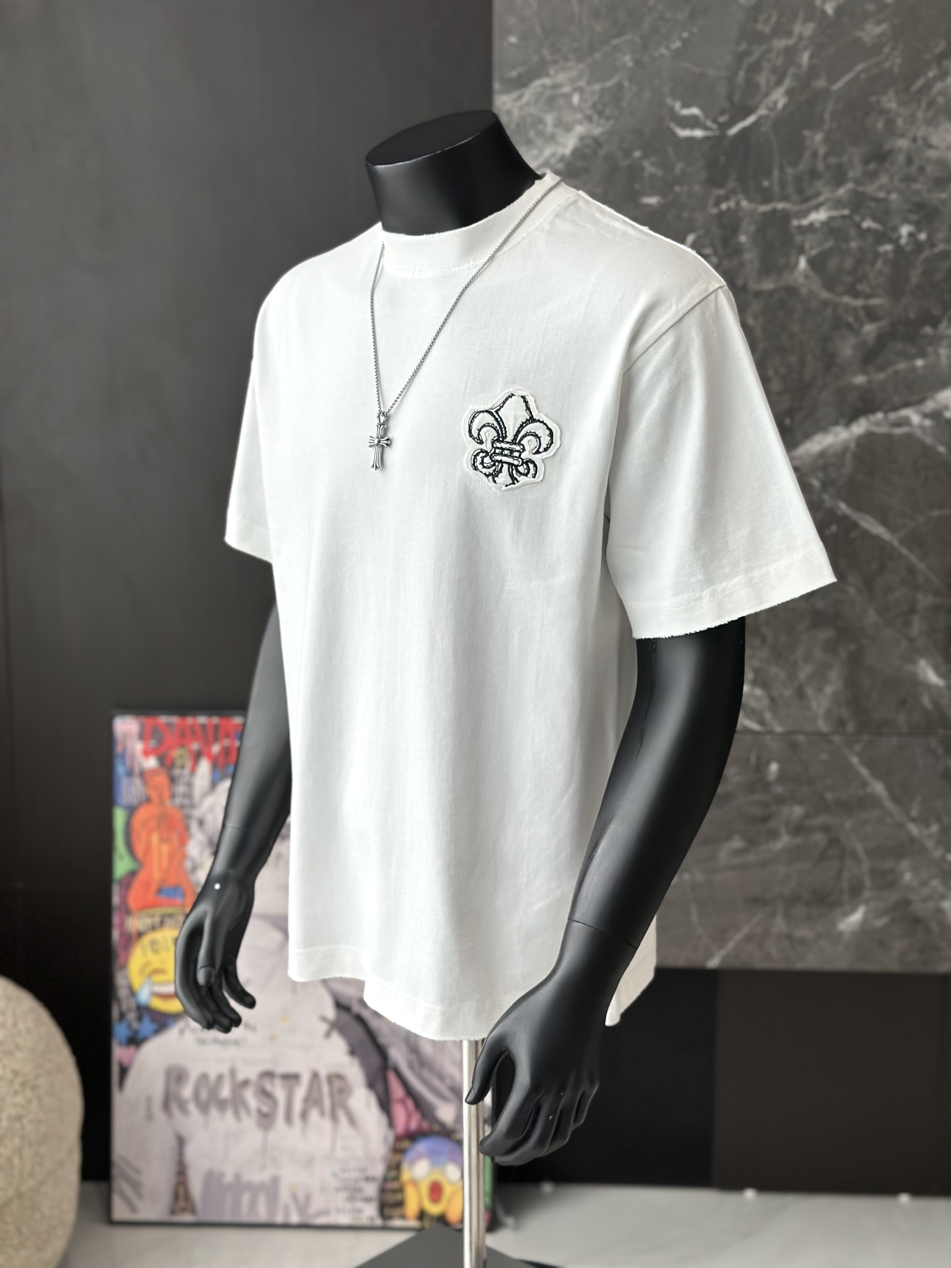 Áo phông T shirt Chrome Heart logo wash bông hoa ngực Like Auth M-XL VTN\Trắng