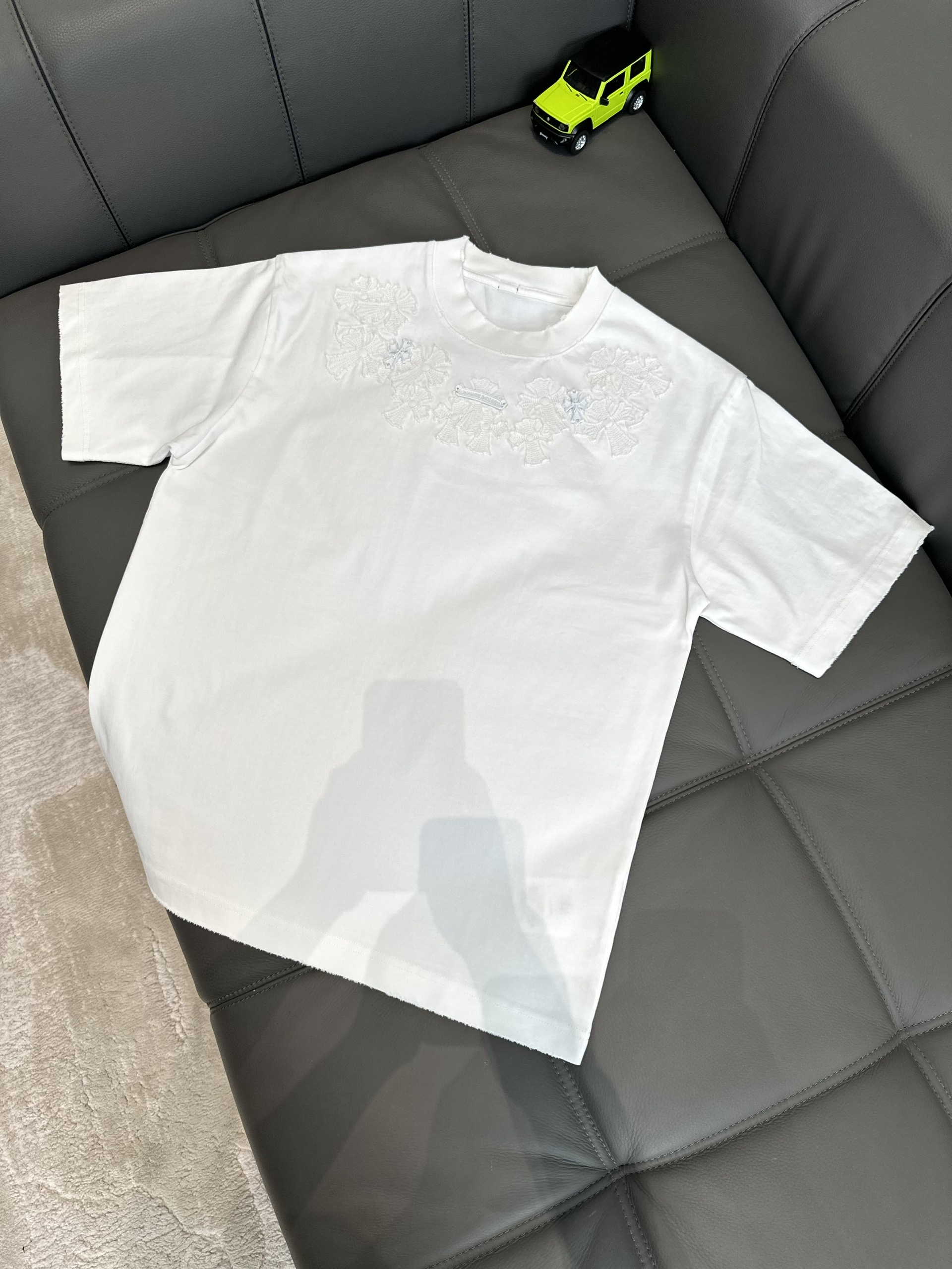 Áo phông T shirt Chrome Heart Trắng nhiều chữ thập wash Like Auth M-XL VTN