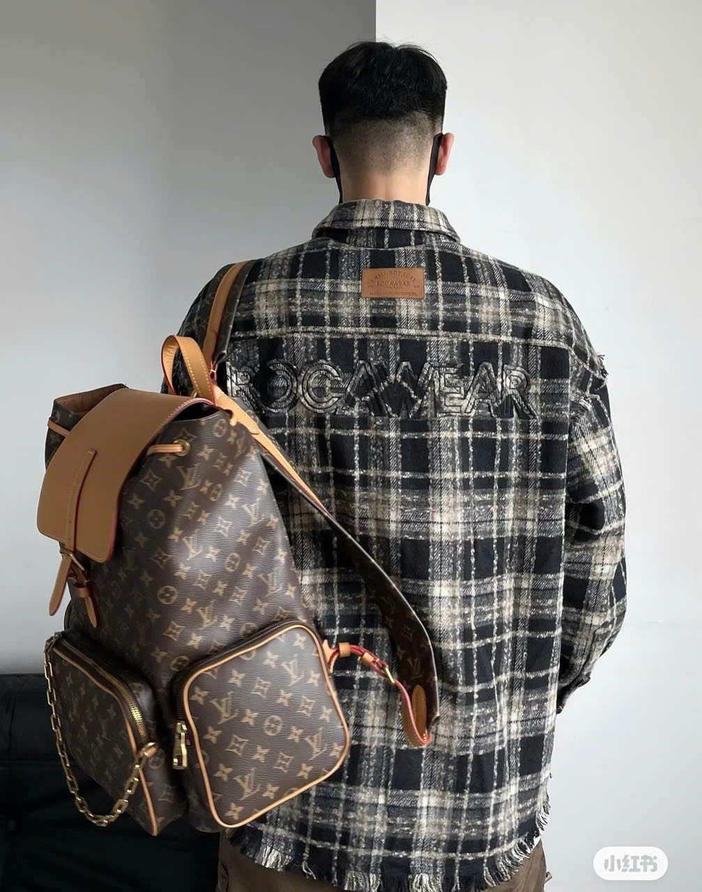 Balo Louis Vuitton LV Trio Backpack monogram Like Auth 45x33x22 PLD